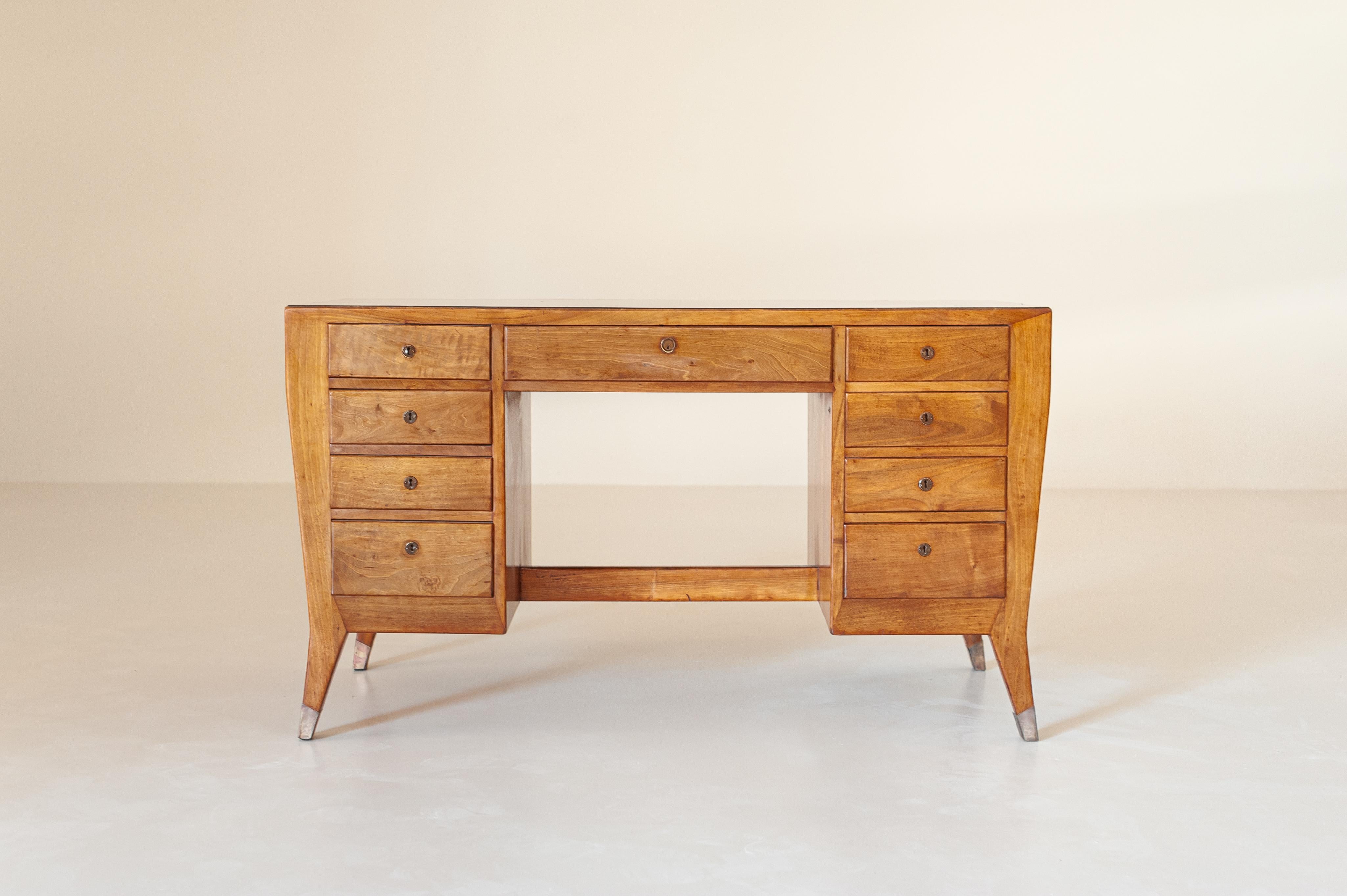 Italian Gio Ponti Writing Desk in Walnut and Brass for the BNL Offices, Italy 1940s For Sale