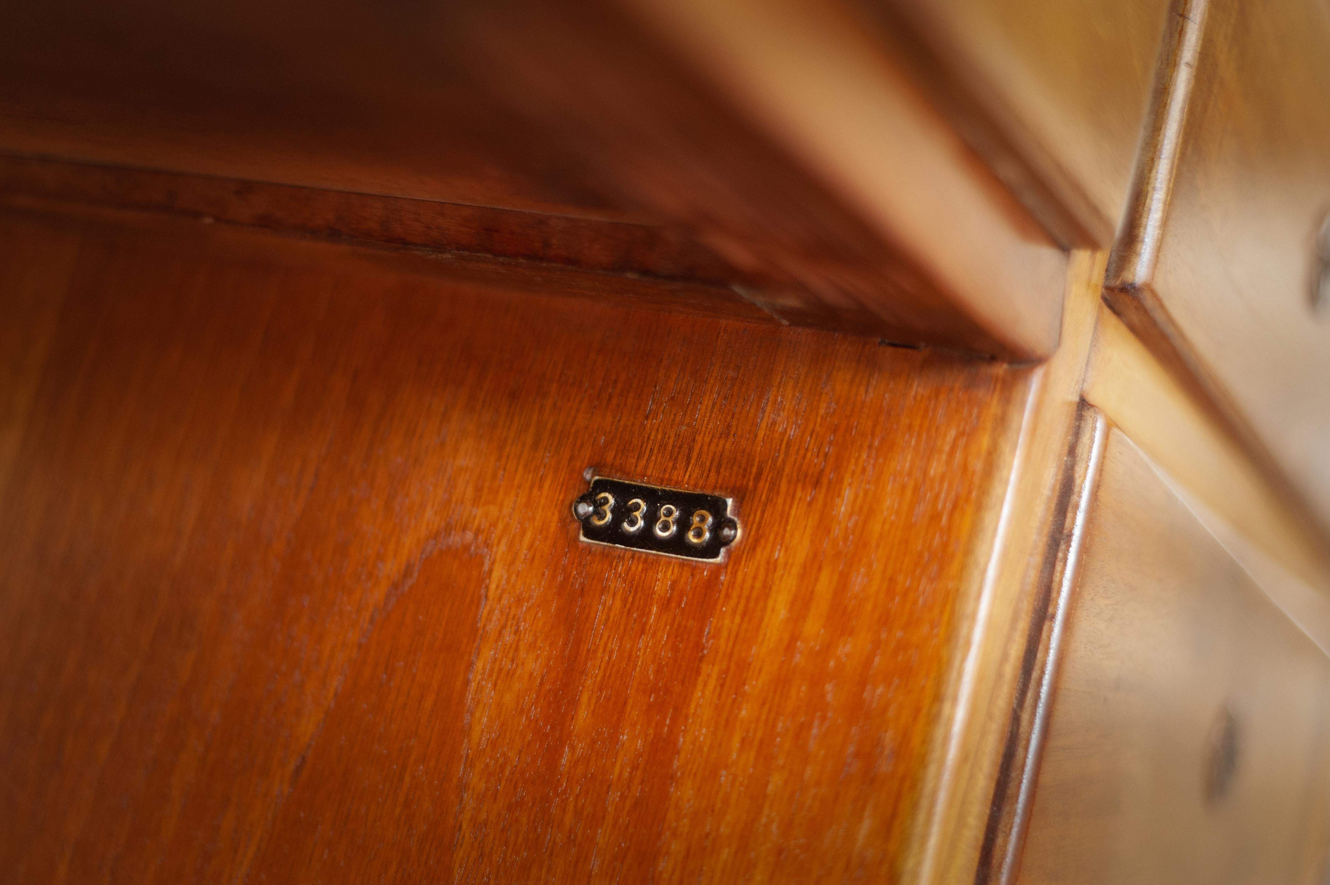 Gio Ponti Writing Desk in Walnut and Brass for the BNL Offices, Italy 1940s For Sale 1