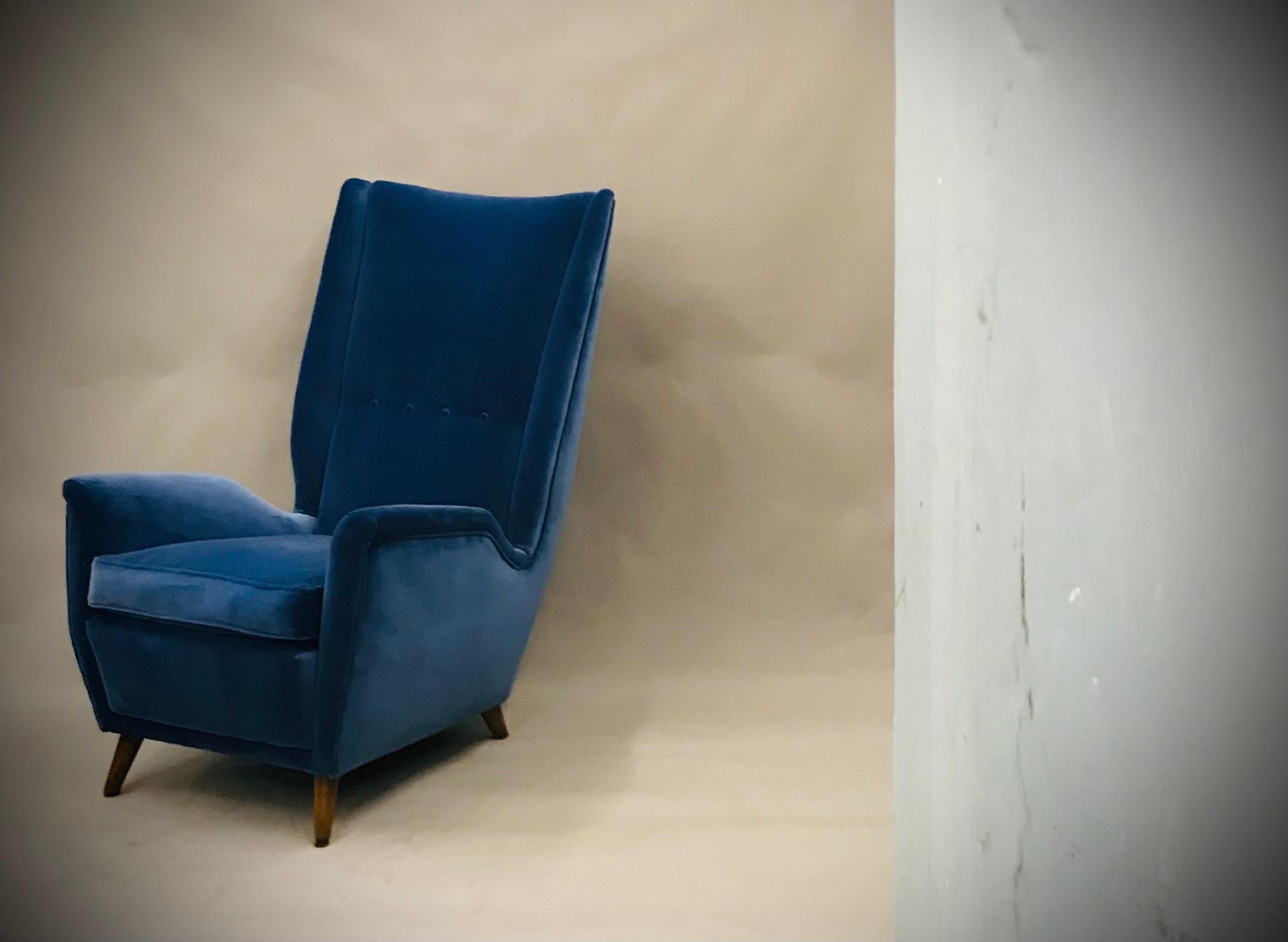 Giò Ponti's High Back Armchair for Isa Bergamo, Italy 1950s In Excellent Condition In Roma, RM