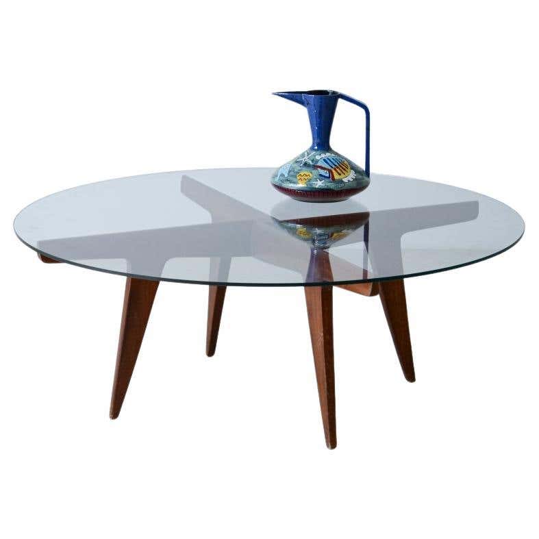 Table basse porte-revues à 2 niveaux attribuée à Gio Ponti des années 1950 En vente sur Table basse porte-revues à 2 niveaux attribuée à Gio Ponti des années 1950 En vente sur