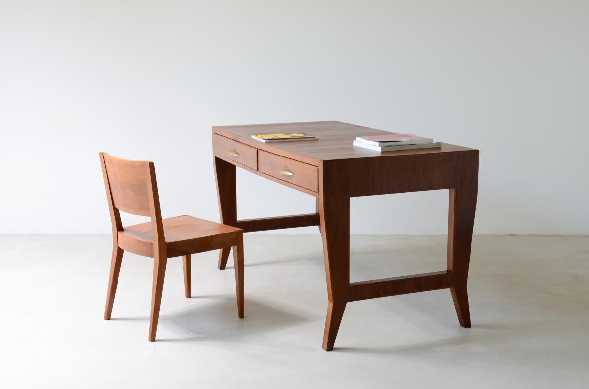 Italian Gio Ponti's walnut desk and chair  For Sale