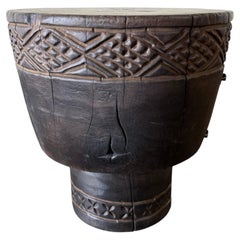 Gio Solid Walnut Carved Side Table 17.5"