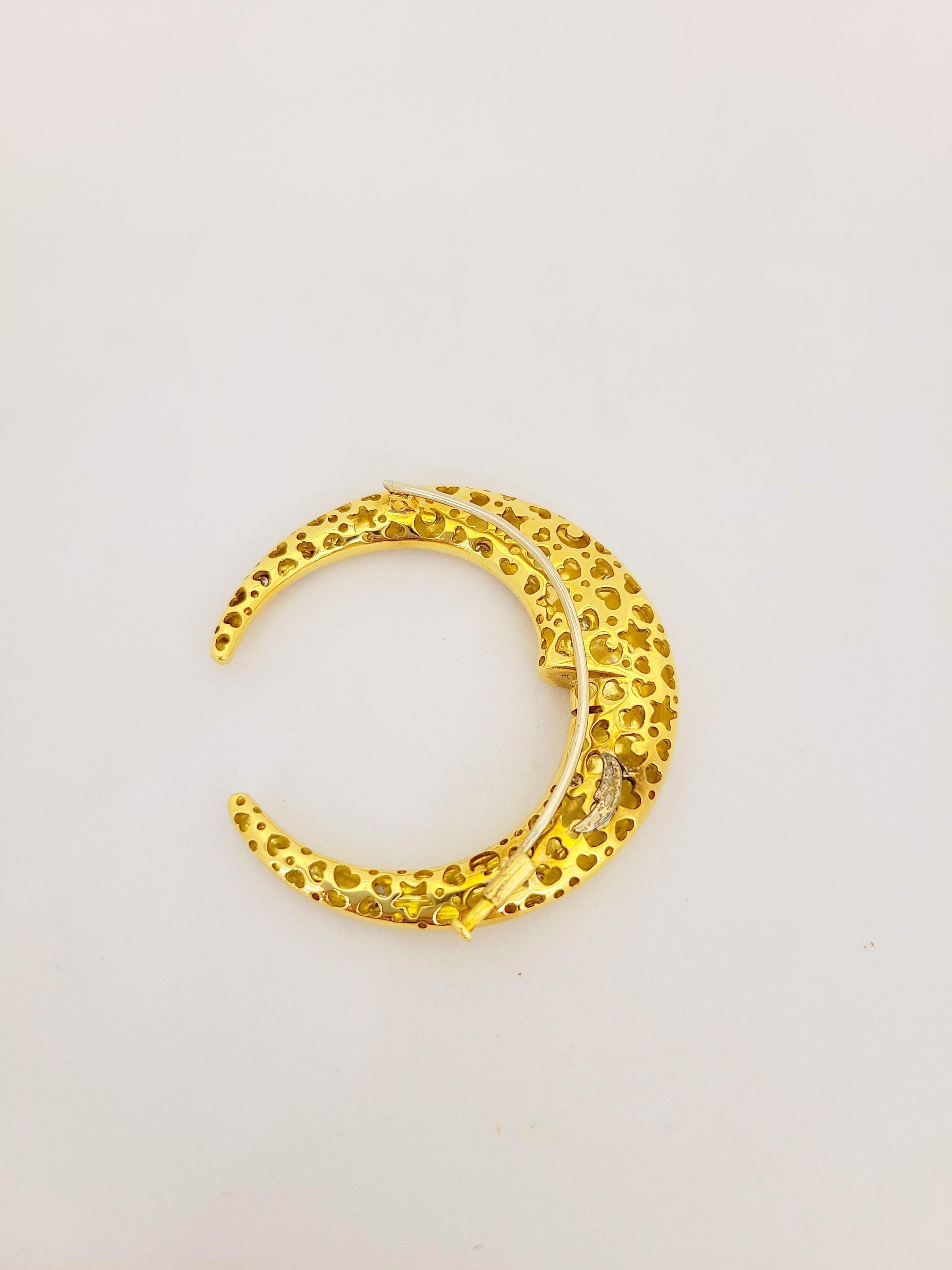 Contemporary Gioiel Moda 18 Karat Yellow Gold Crescent Moon Brooch with .61 Carat Diamonds For Sale