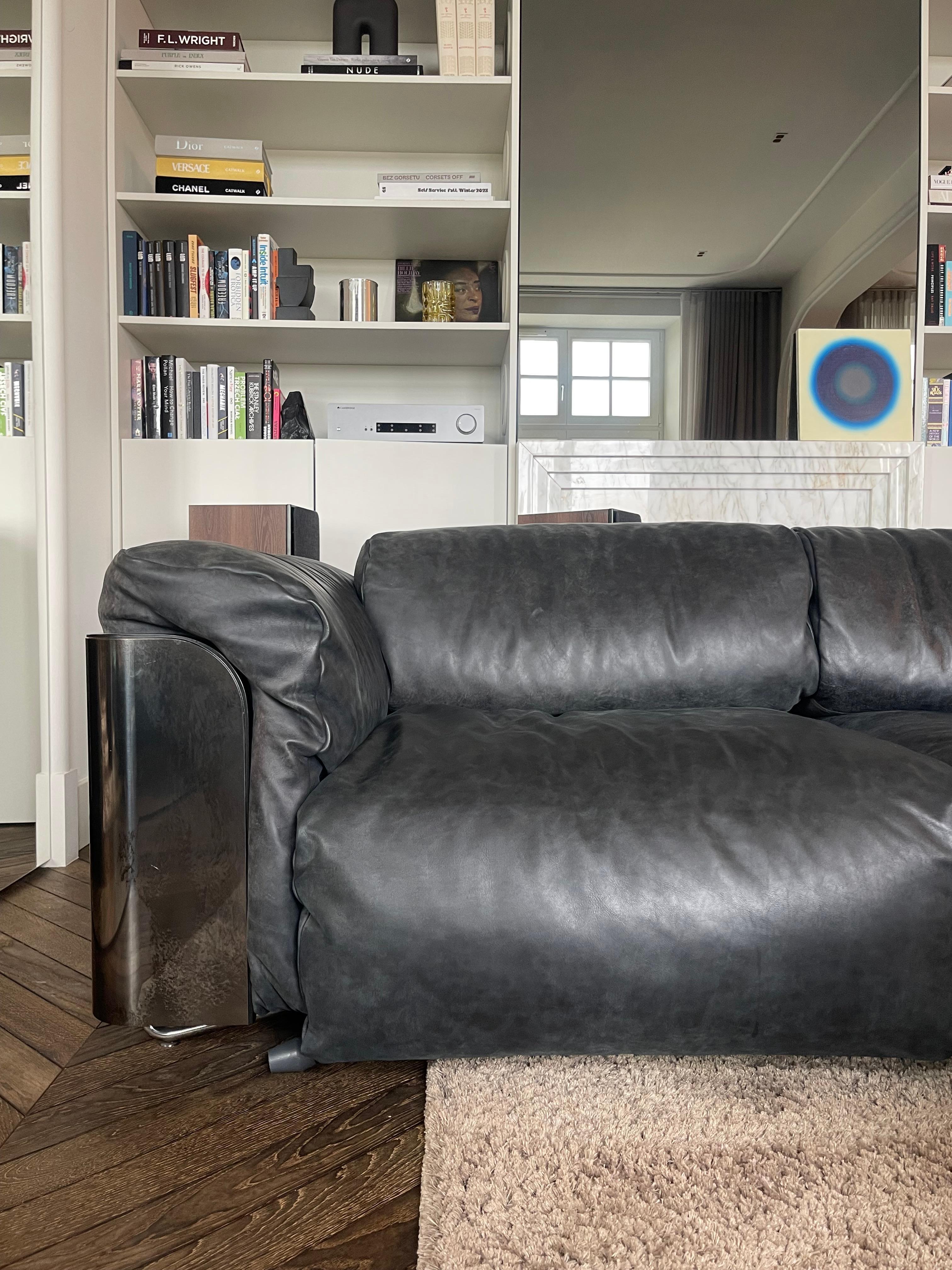 Contemporary GIO PAGANI Saint Germain Sofa