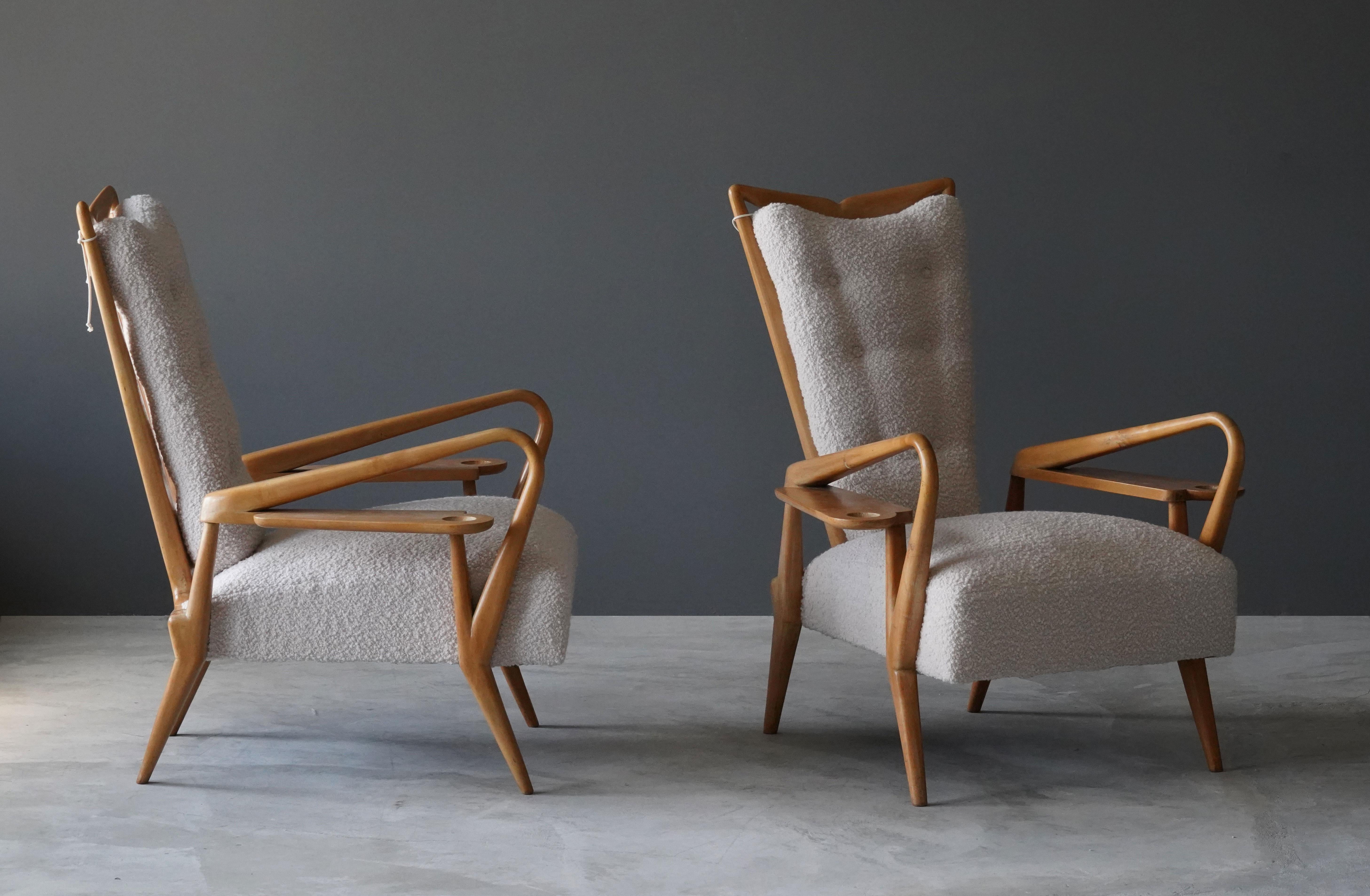 Italian Giordano Forti 'Attribution', Pair of Lounge Chairs, Maple, Bouclé, Italy, 1940s