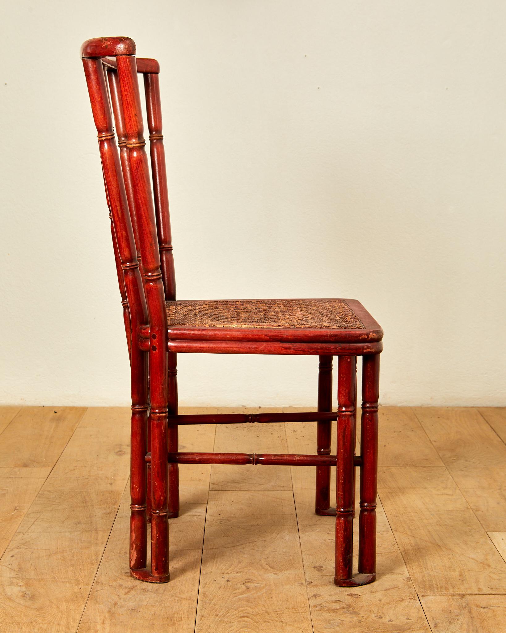 Giorgetti, Esszimmertisch, rot lackiertes Bambusholzimitat, um 1960 im Angebot 1