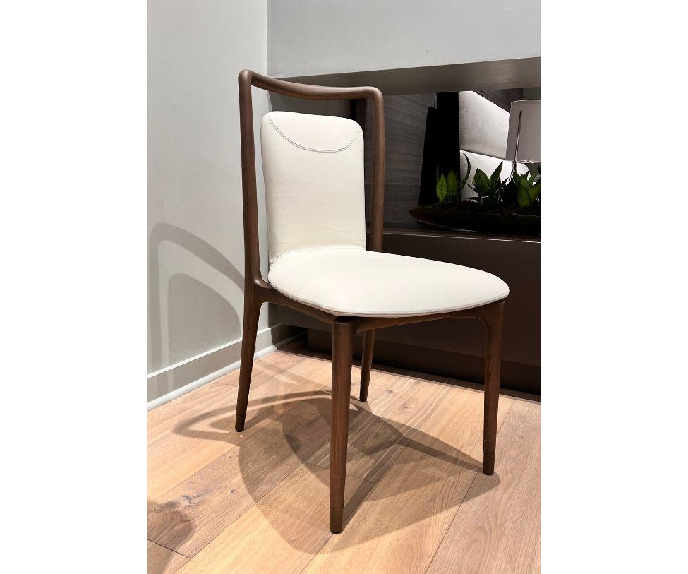 Modern Giorgetti Ibla Leather Ash Wood Dining Chair by Roberto Lazzeroni
