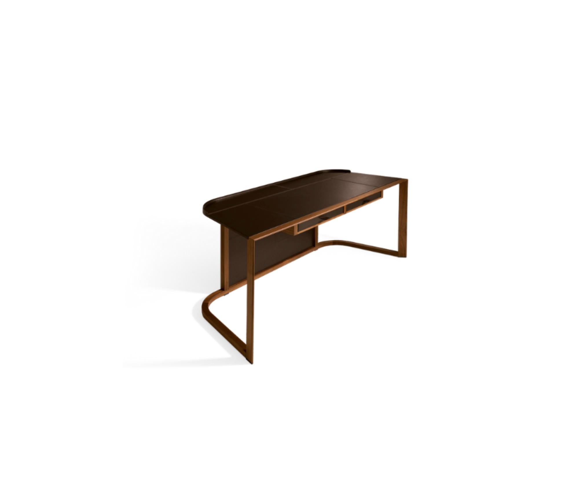 Modern Giorgetti Ion Executive Walnut Leather Desk Designed by Chi Wing Lo  For Sale