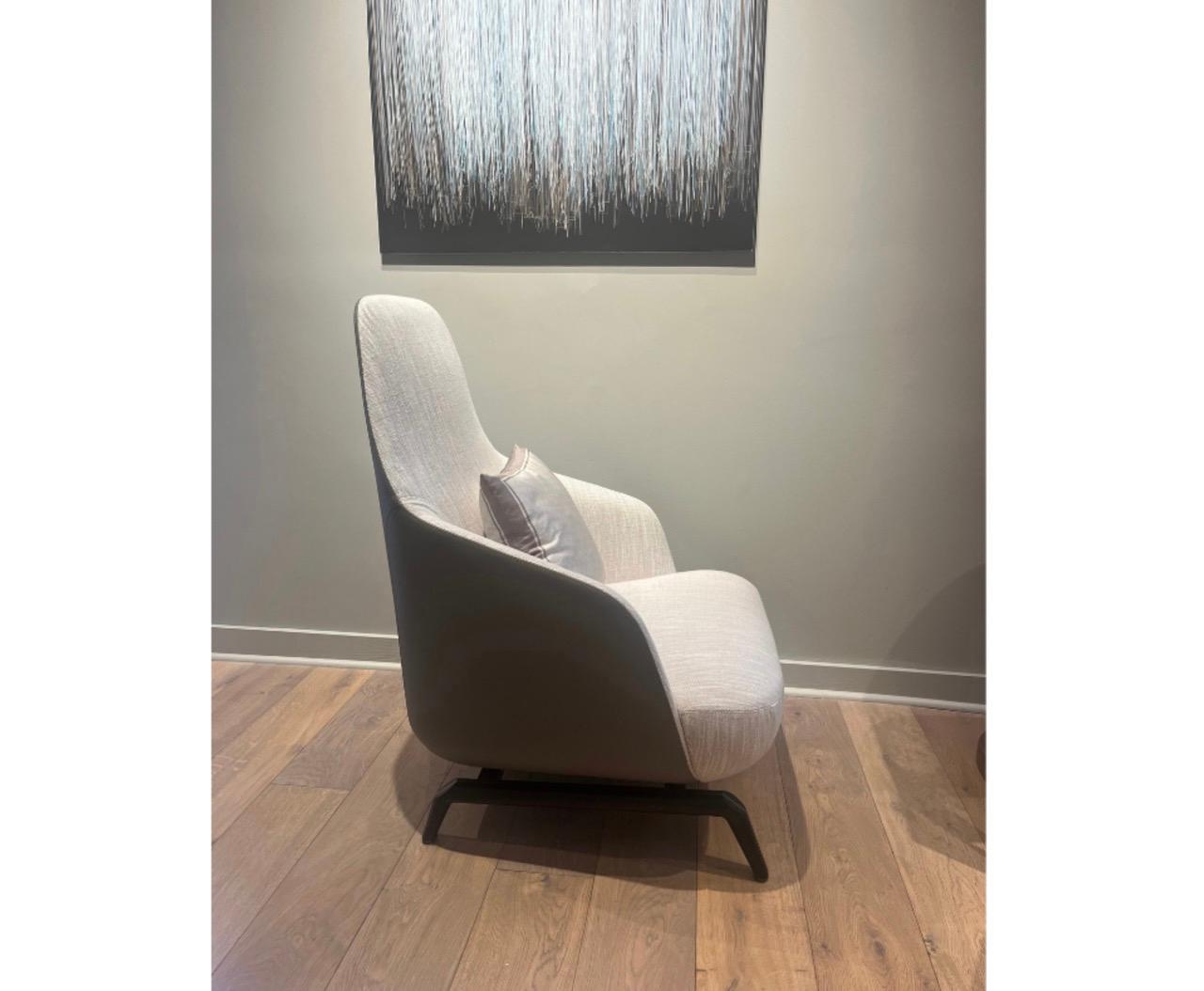 Modern Giorgetti Janet High Armchair by Umberto Asnago  For Sale