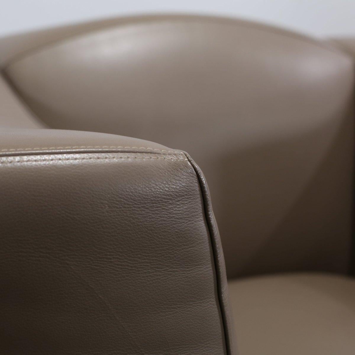 Poltrona in pelle Giorgetti In condizioni buone in vendita a Basildon, London