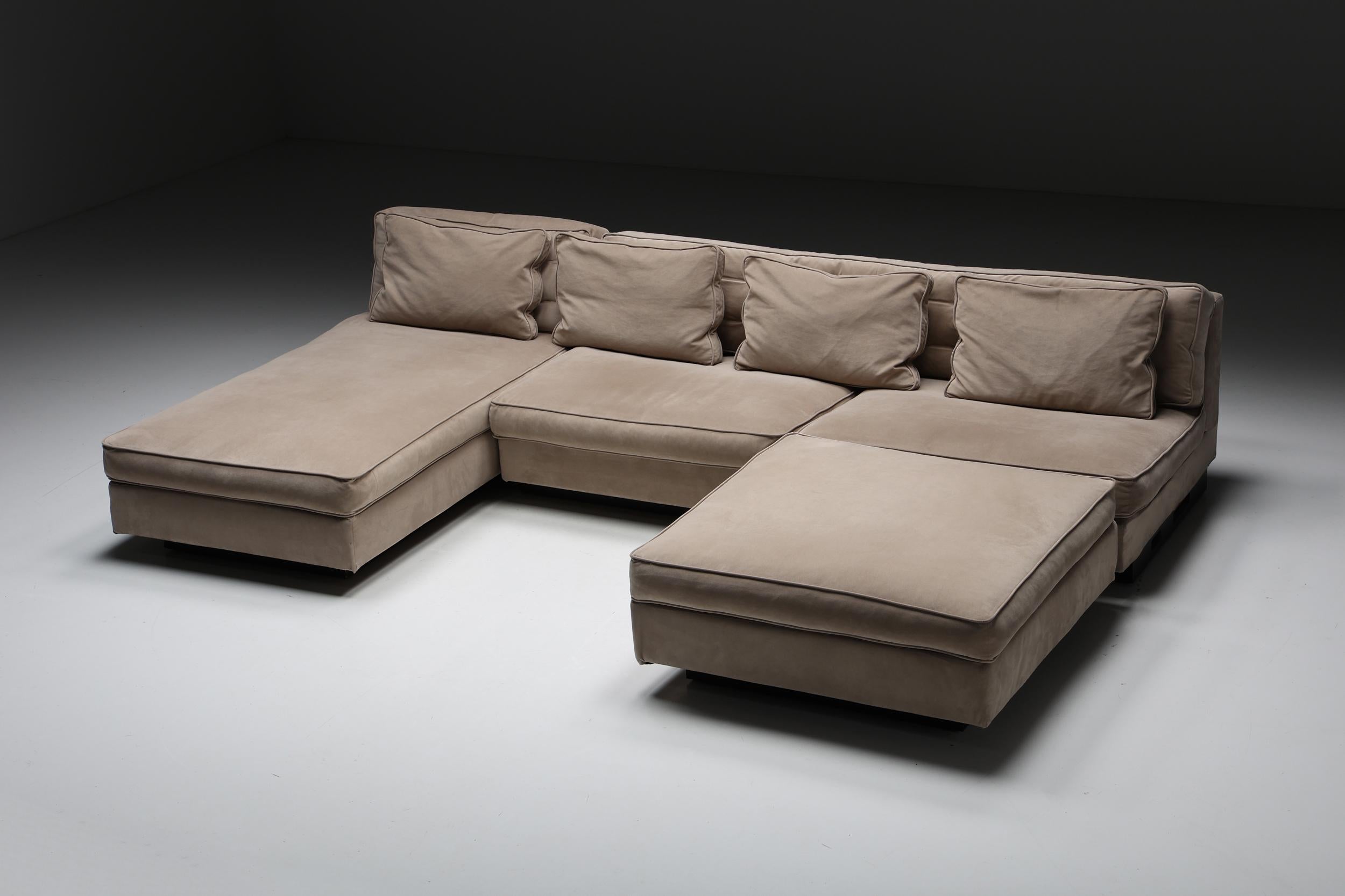 Giorgetti royal sofa Antonello Mosca 1970s, Italy, Italian design, velvet, upholstery; modular; sectional sofa; 1970s; sofa; settee; couch; modular seating system; the royal series; Postmodern.

Italian sofa by Antonello Mosca for the Royal series