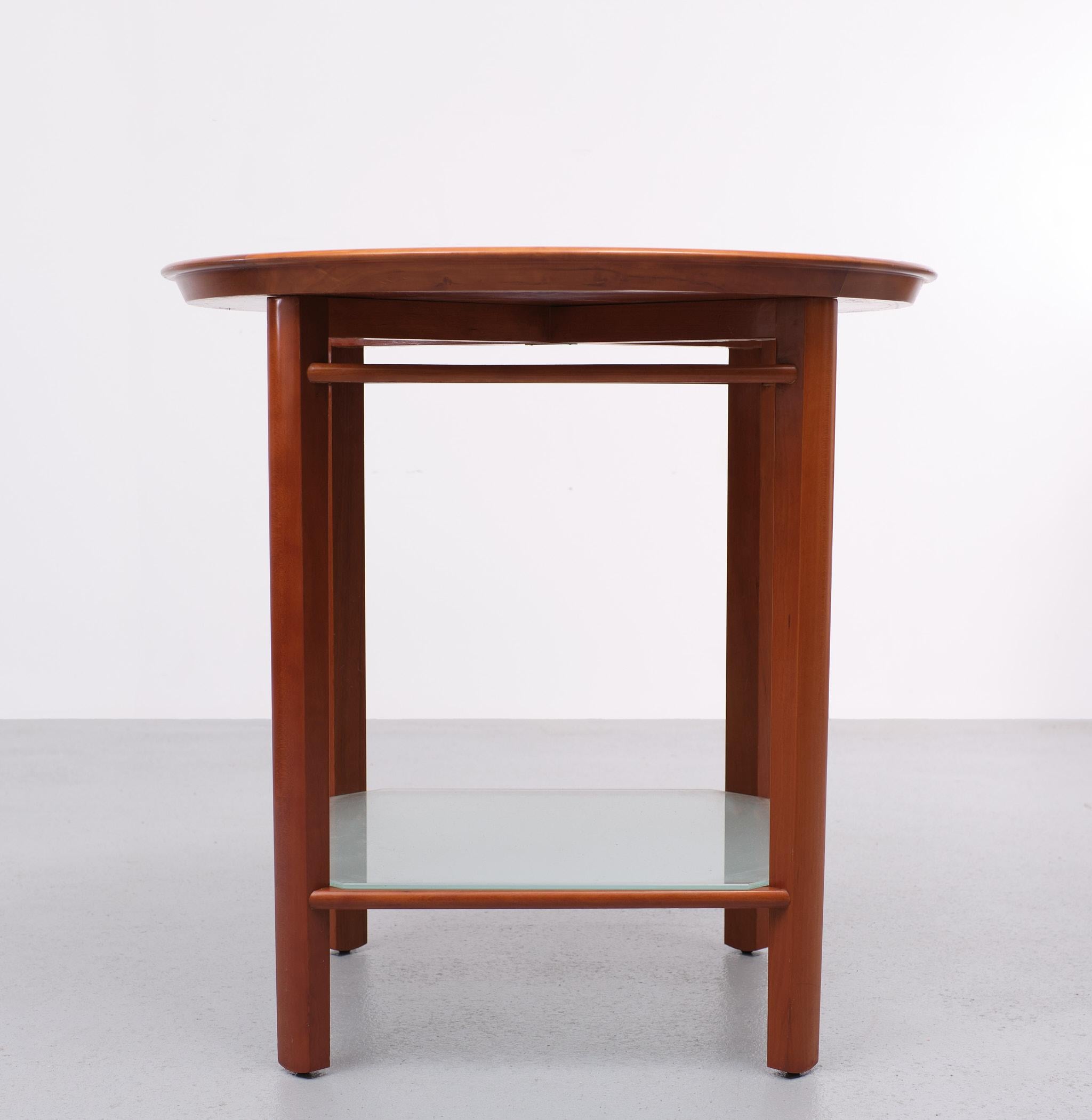 Modern Giorgetti Side Table, 1980s, Italy  For Sale