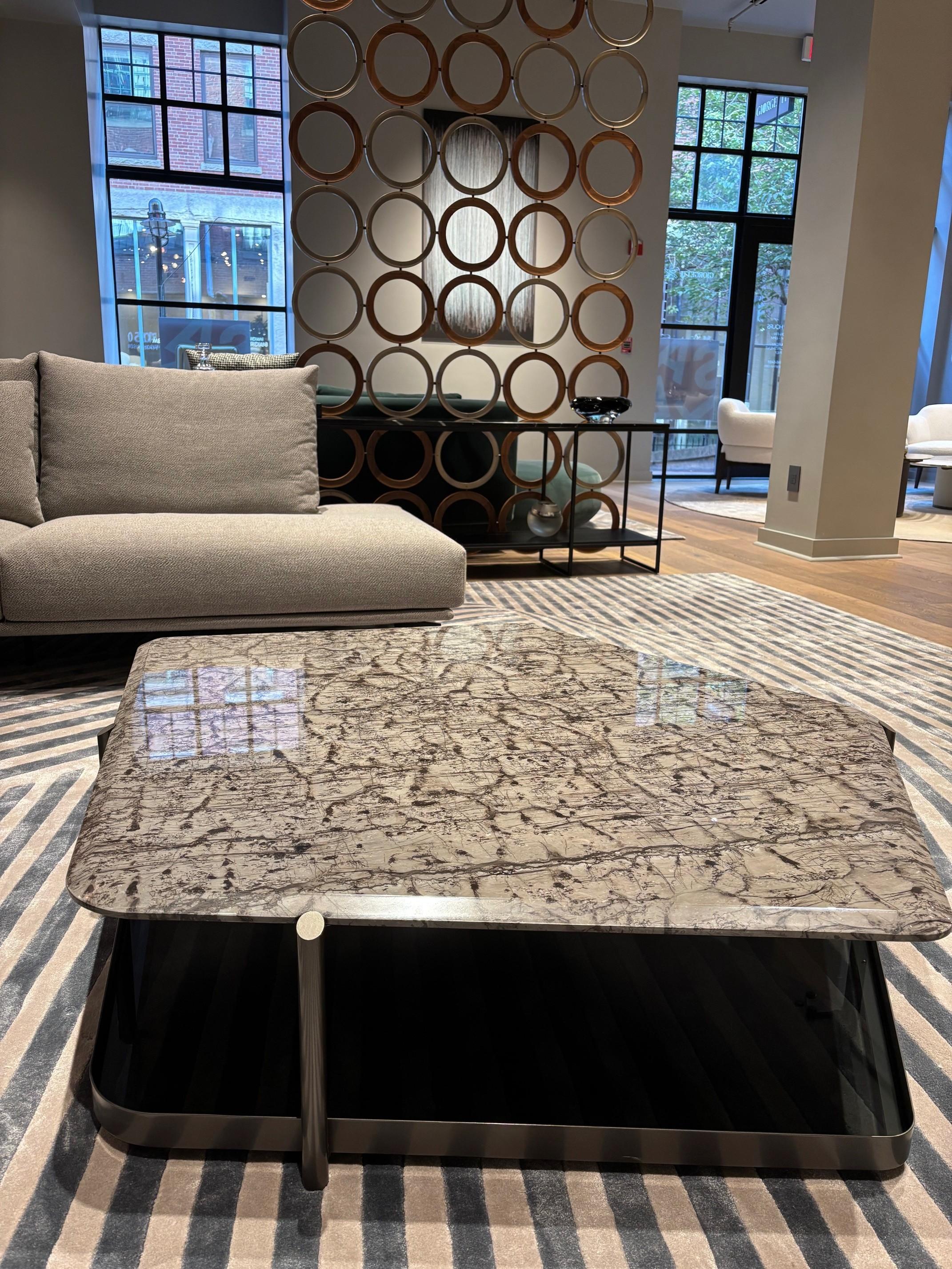 American GIORGETTI SKYLINE Coffee table Designed by Carlo Colombo For Sale