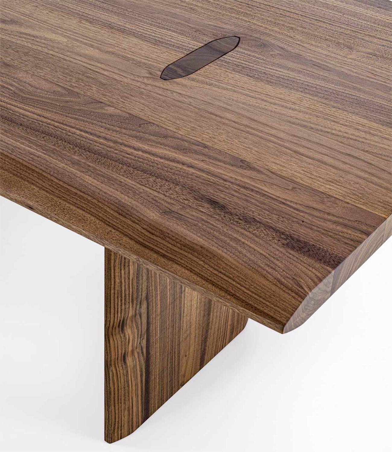 Giorgia Walnut Dining Table en vente 3