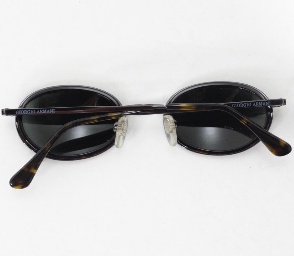 Giorgio Armani - Lunettes de soleil noires en écaille, années 1990 en vente 5