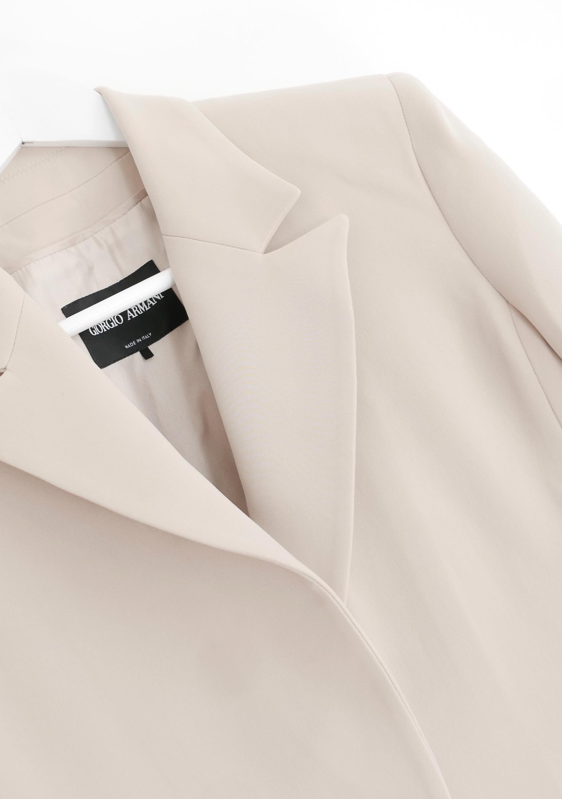 Giorgio Armani 2000s Beige Single Button Blazer Jacket In Excellent Condition For Sale In London, GB