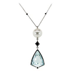 Giorgio Armani 75 Carat Aquamarine Gold Pendant