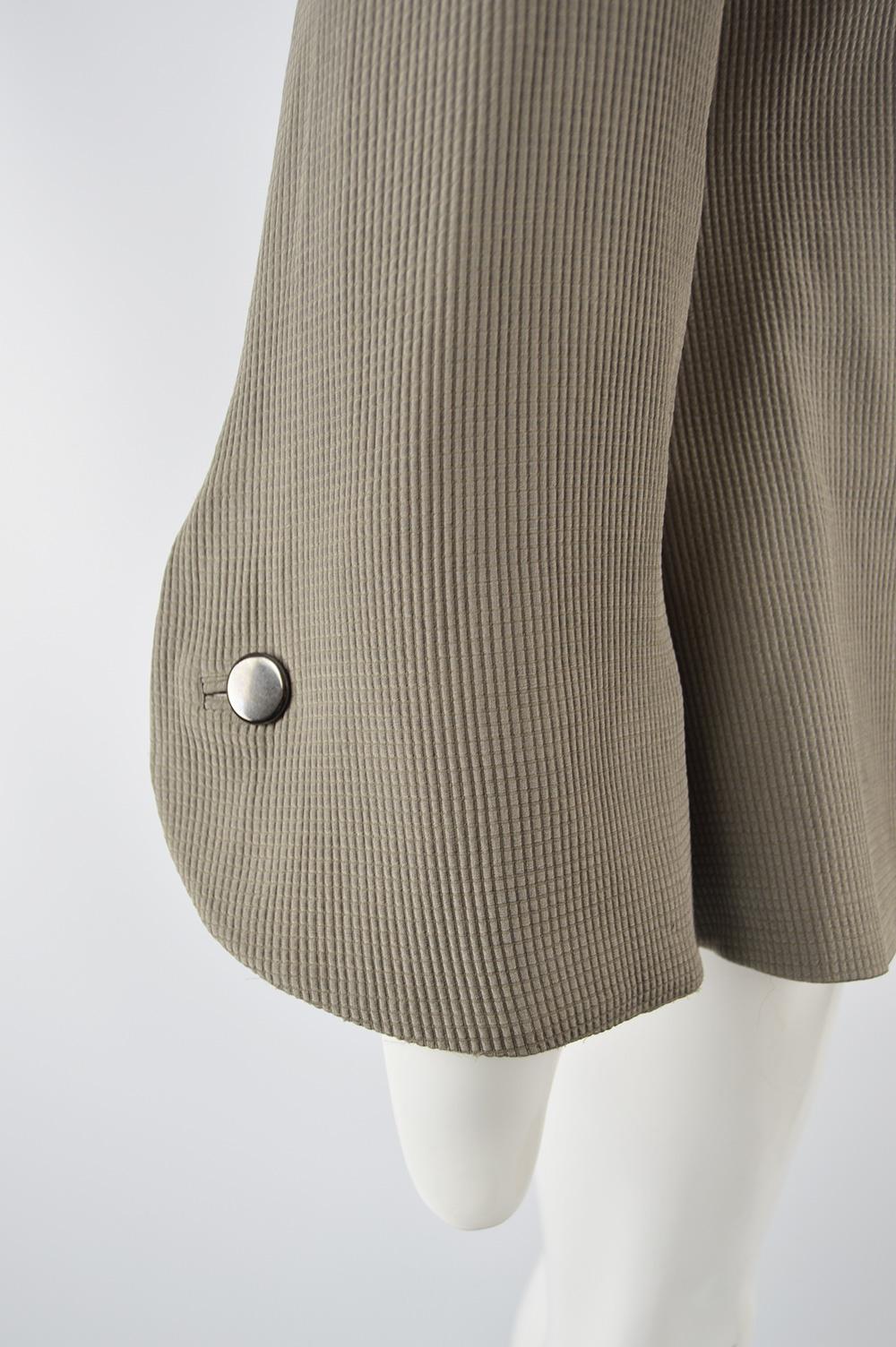 Gray Giorgio Armani Architectural Wide Cut Sleeve Futuristic Jacket, Fall 2004 For Sale