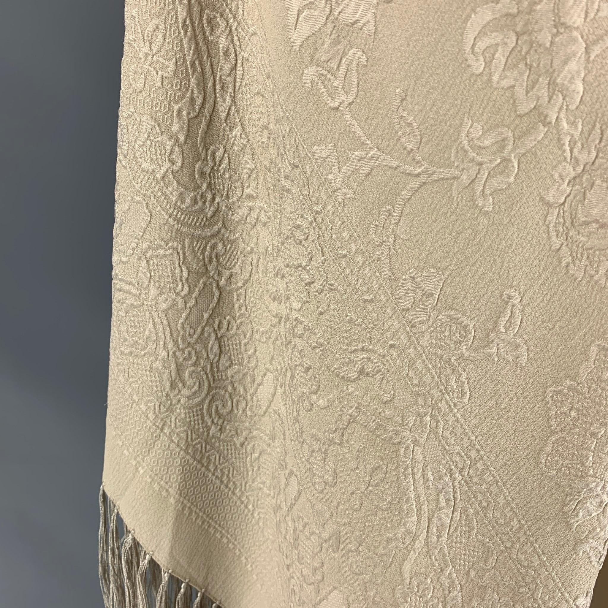 GIORGIO ARMANI Beige Jacquard Silk Fringe Shawl In Good Condition In San Francisco, CA