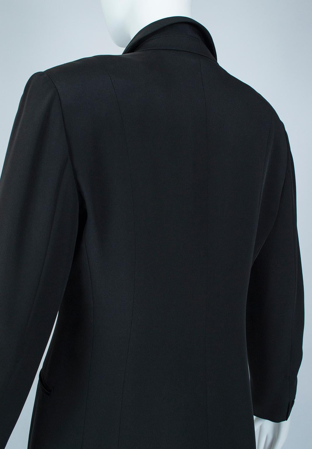 Armani Collezioni Black Silk “Le Smoking” Tuxedo Blazer Jacket - US 6, 2001 For Sale 3