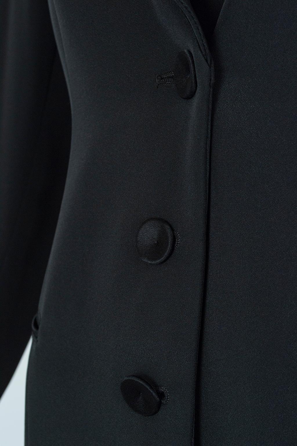 Giorgio Armani Black Silk Faille “Le Smoking” Tuxedo Blazer Jacket - It 42, 2001 For Sale 2