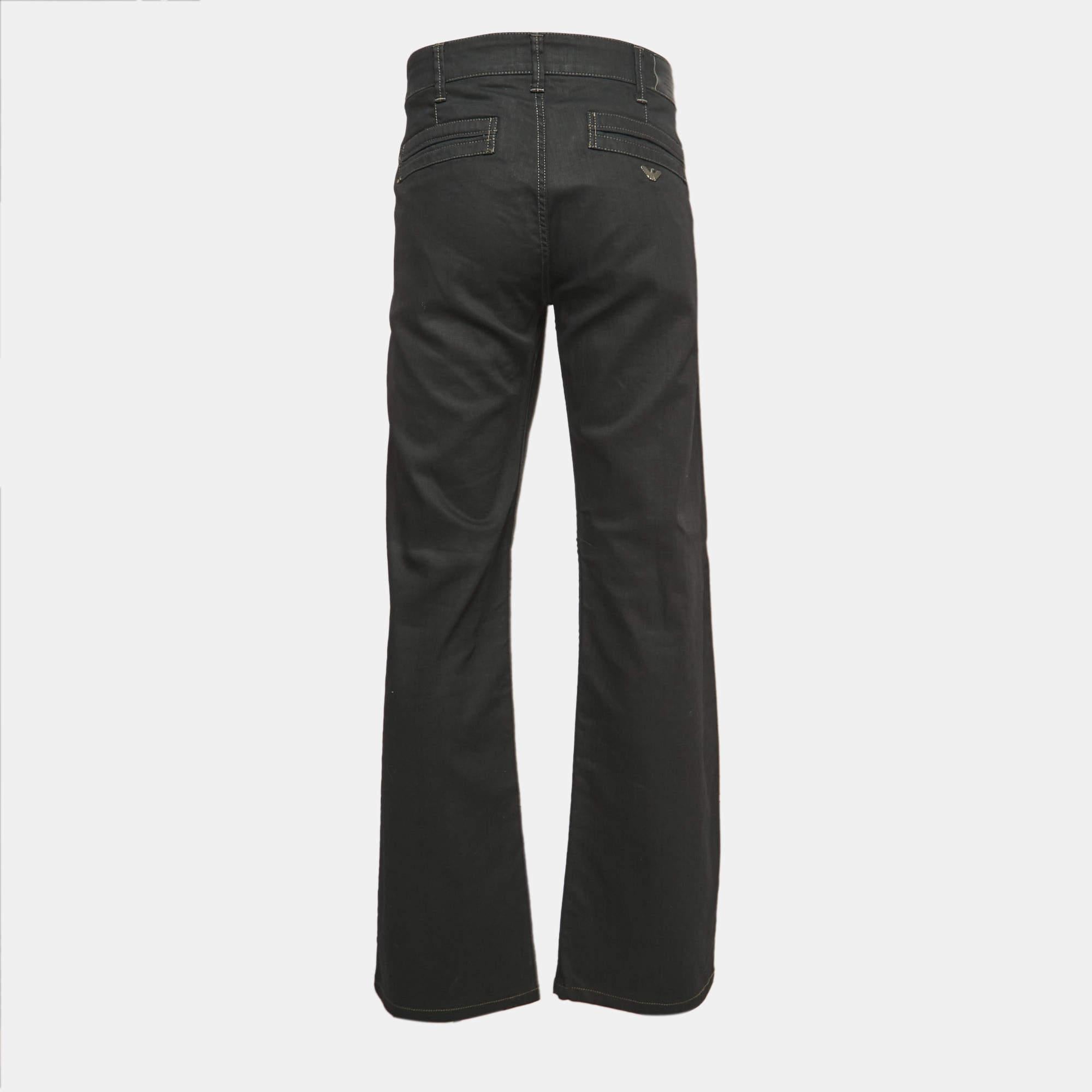 I jeans dal taglio impeccabile sono un punto fermo di un guardaroba ben curato. Questi jeans firmati sono finemente cuciti per darti il look desiderato e un comfort che dura tutto il giorno.