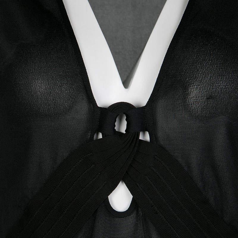 Giorgio Armani Black Knit Twist Front Top M In Good Condition For Sale In Dubai, Al Qouz 2