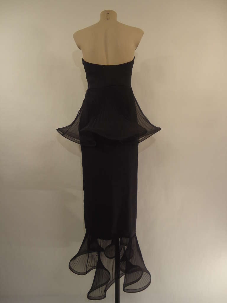 Noir Robe de soirée Giorgio Armani Black Label en soie, années 1980 en vente