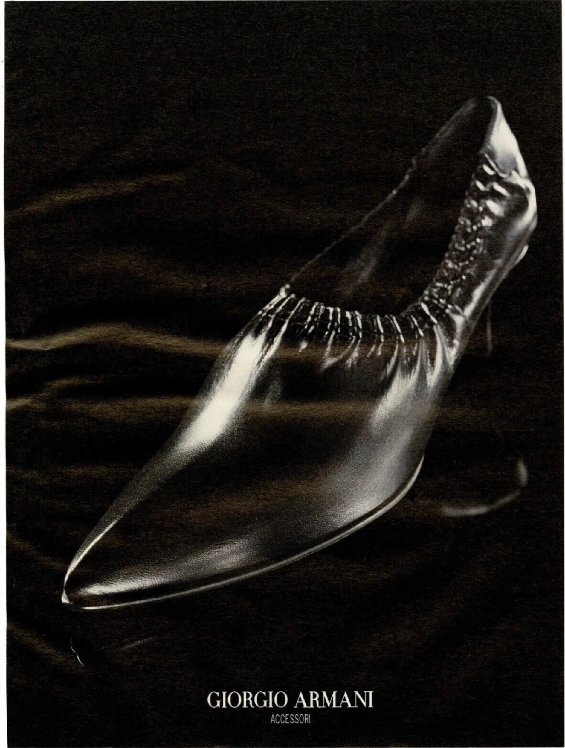 Giorgio Armani Escarpins pointus en cuir noir circa 2001 Taille 39 1/2 en vente 12