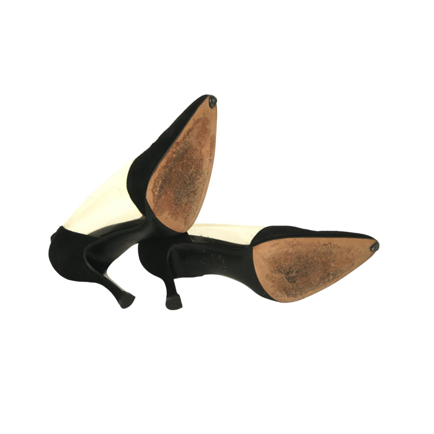 GIORGIO ARMANI Nero Pumps Pelle Scamosciata PVC Tacchi Punta Pompa Sz 37 in vendita 4