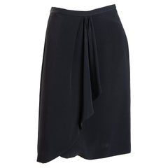 Giorgio Armani Falda de crepé de rayón negro Talla EU40 / US 6