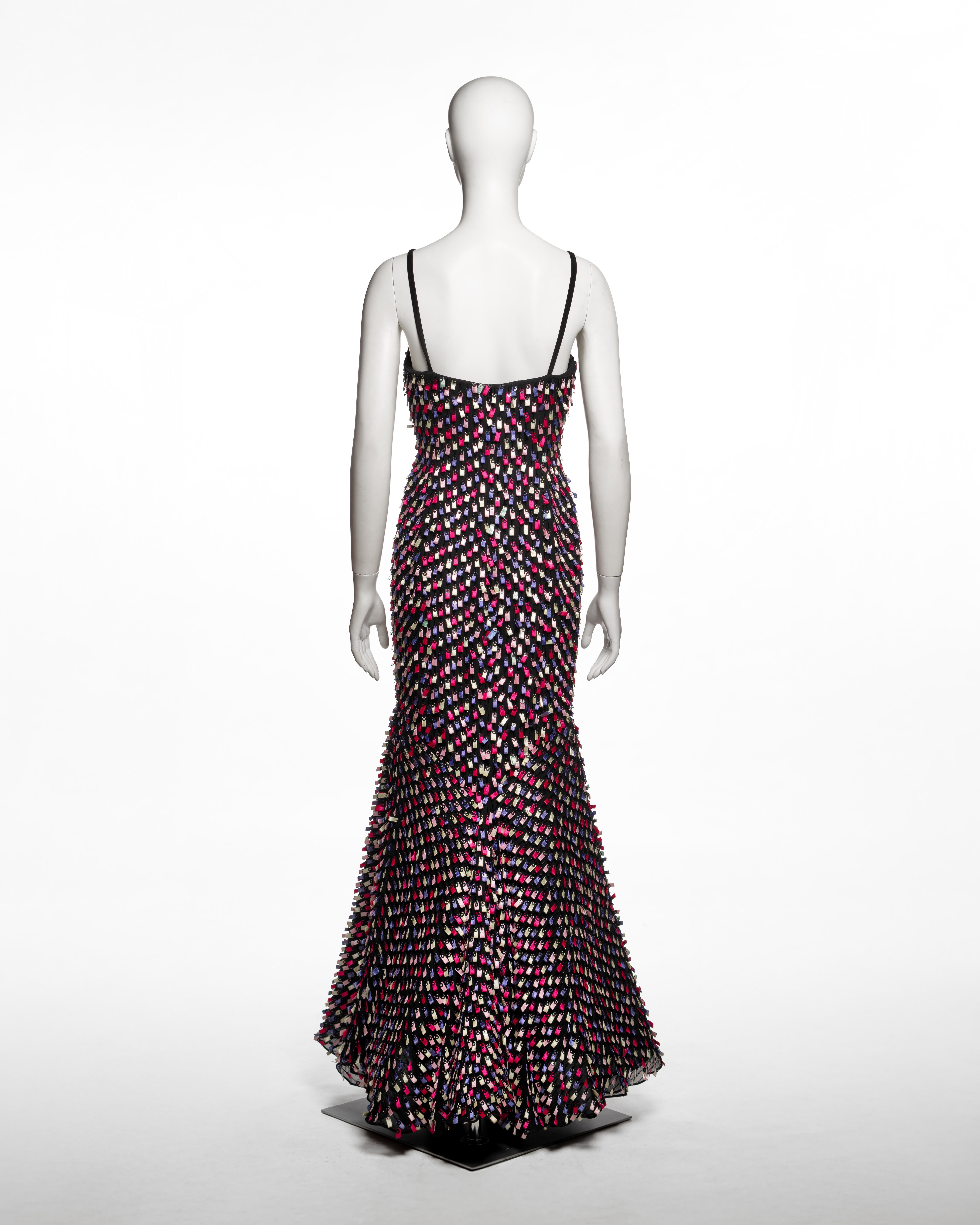 Giorgio Armani, robe de soirée noire ornée de rubans, automne-hiver 2006 en vente 5
