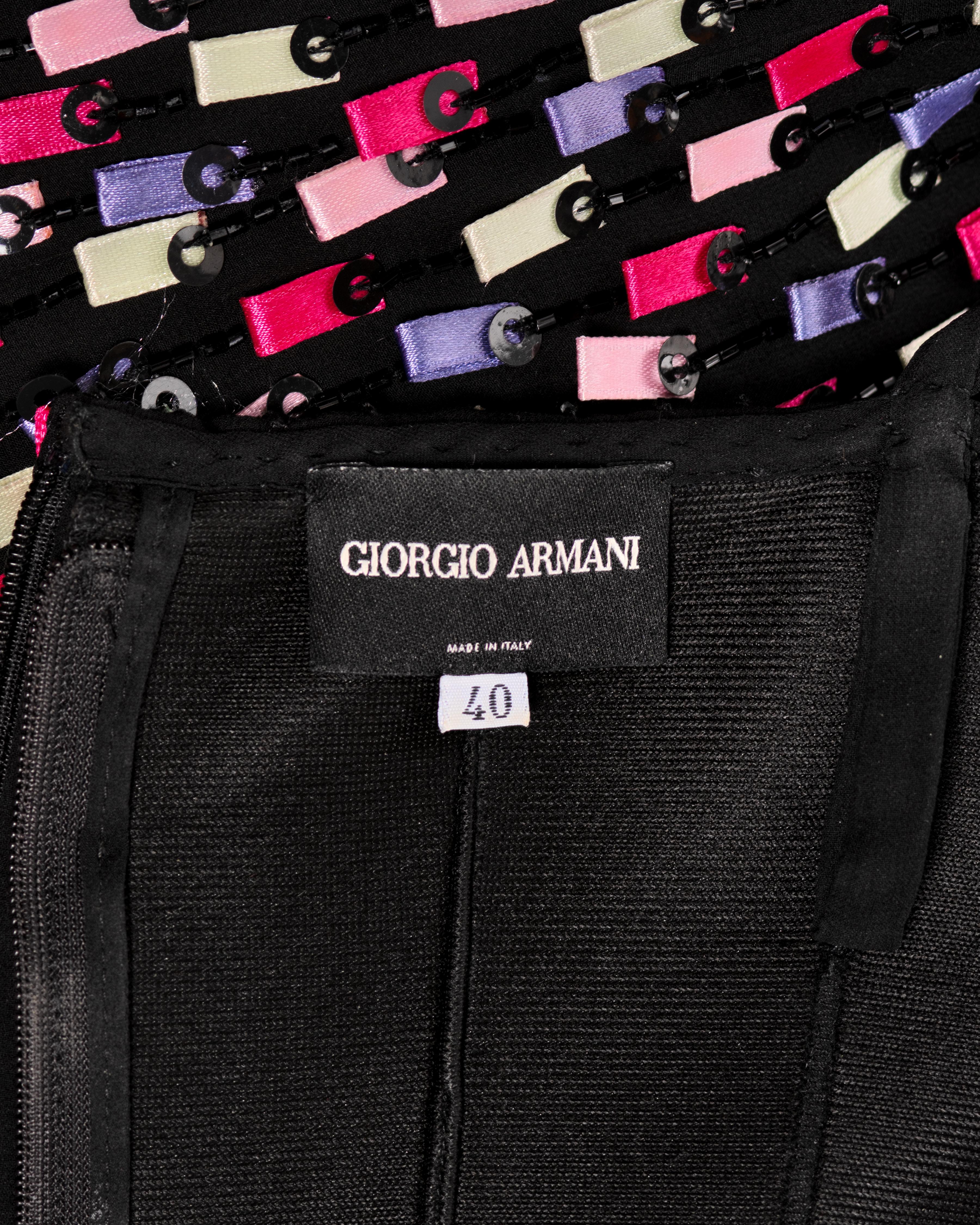 Giorgio Armani, robe de soirée noire ornée de rubans, automne-hiver 2006 en vente 10