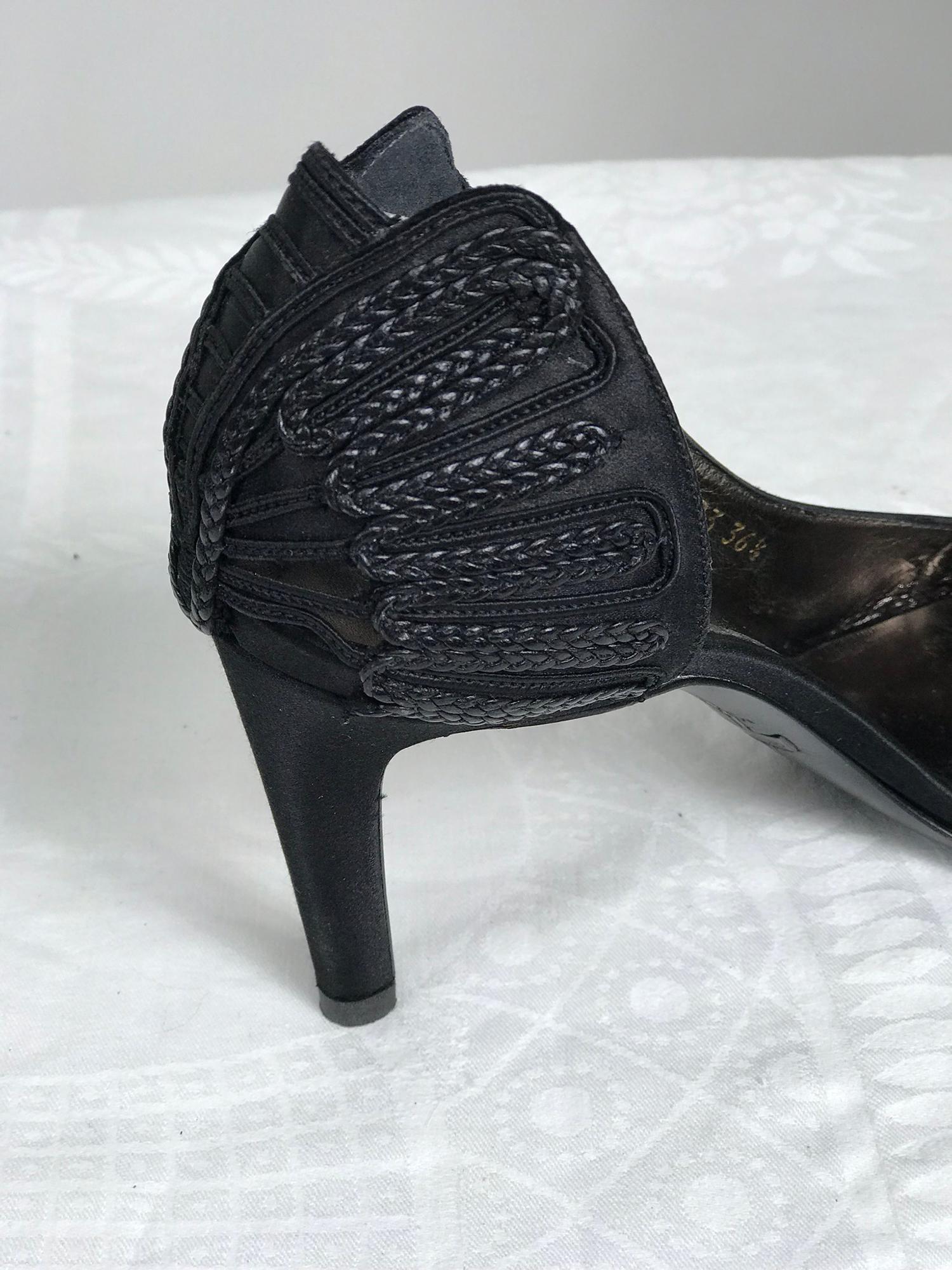Giorgio Armani D'orsay High Heel Pumps aus schwarzem Satin mit Passementerie-Detail 36 Damen im Angebot