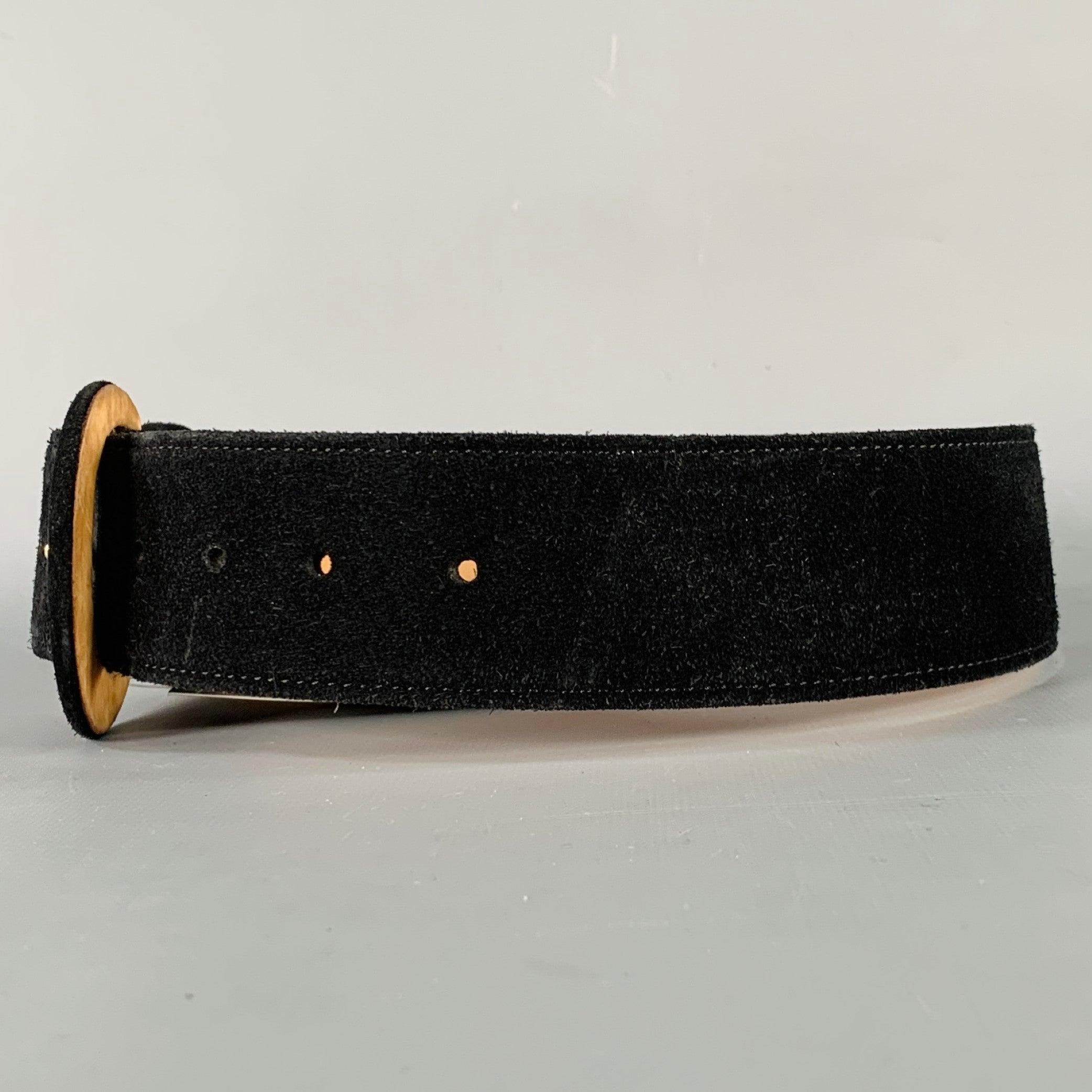 GIORGIO ARMANI Cintura con fibbia rivestita in pelle scamosciata nera In condizioni buone in vendita a San Francisco, CA