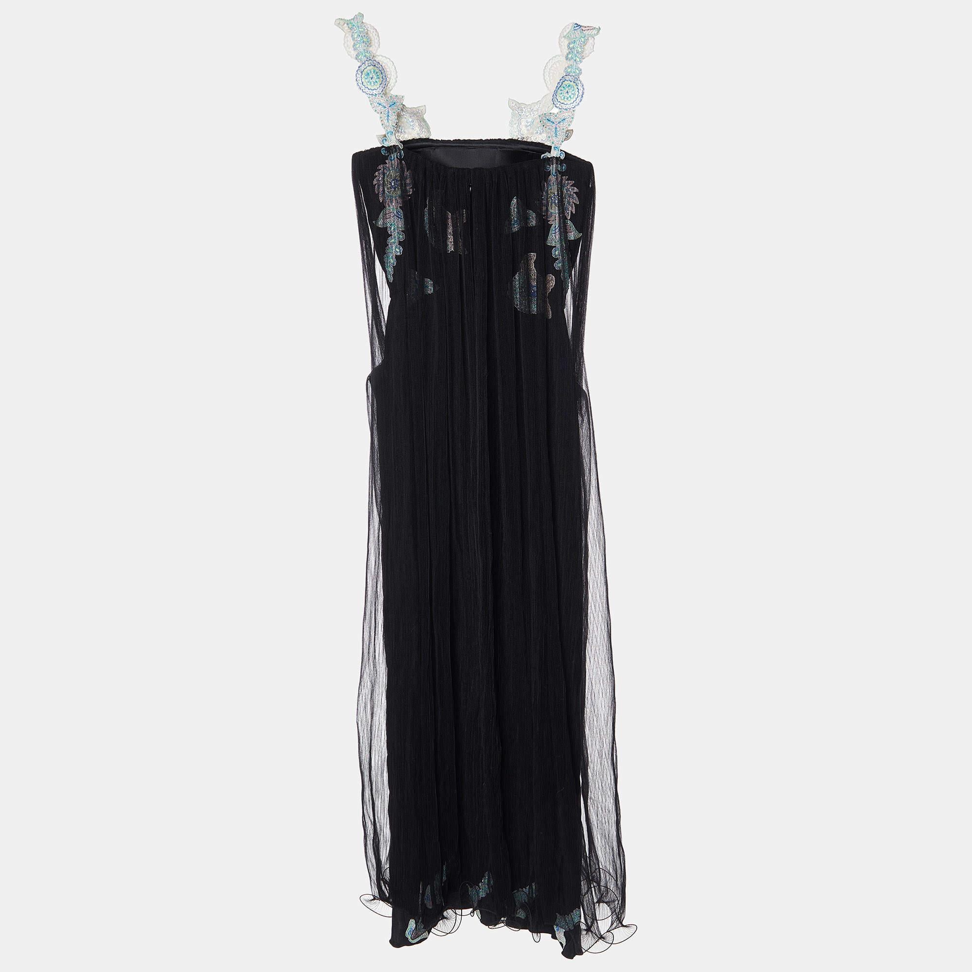La raffinata maestria e la silhouette femminile di questo abito firmato mostrano l'impeccabile maestria sartoriale dell'etichetta. È cucito con materiali di qualità, ha una buona vestibilità e può essere facilmente abbinato ad accessori chic come