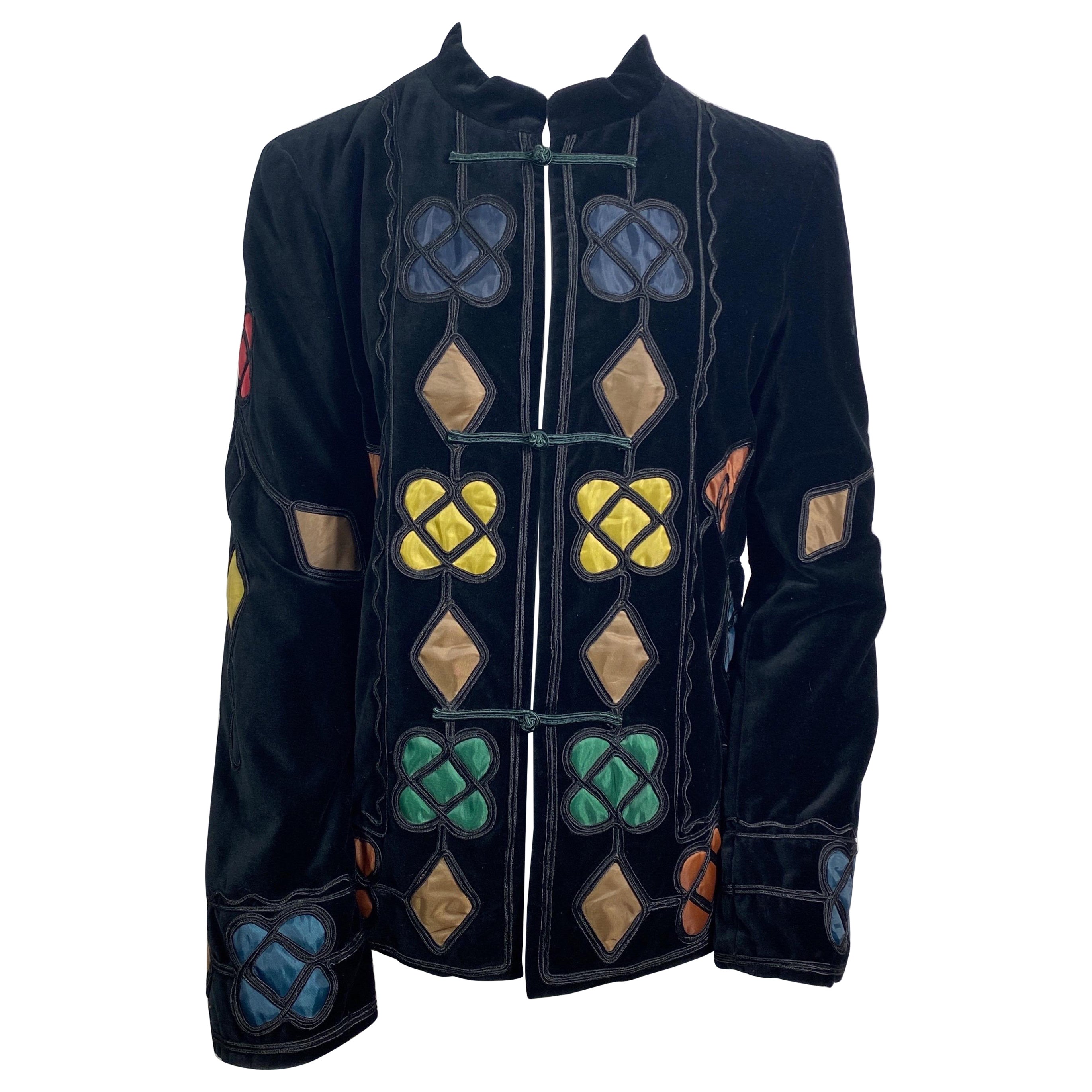 Giorgio Armani Schwarze Samtjacke aus Samt mit geometrischen Einsätzen aus Seide - Größe 8 im Angebot