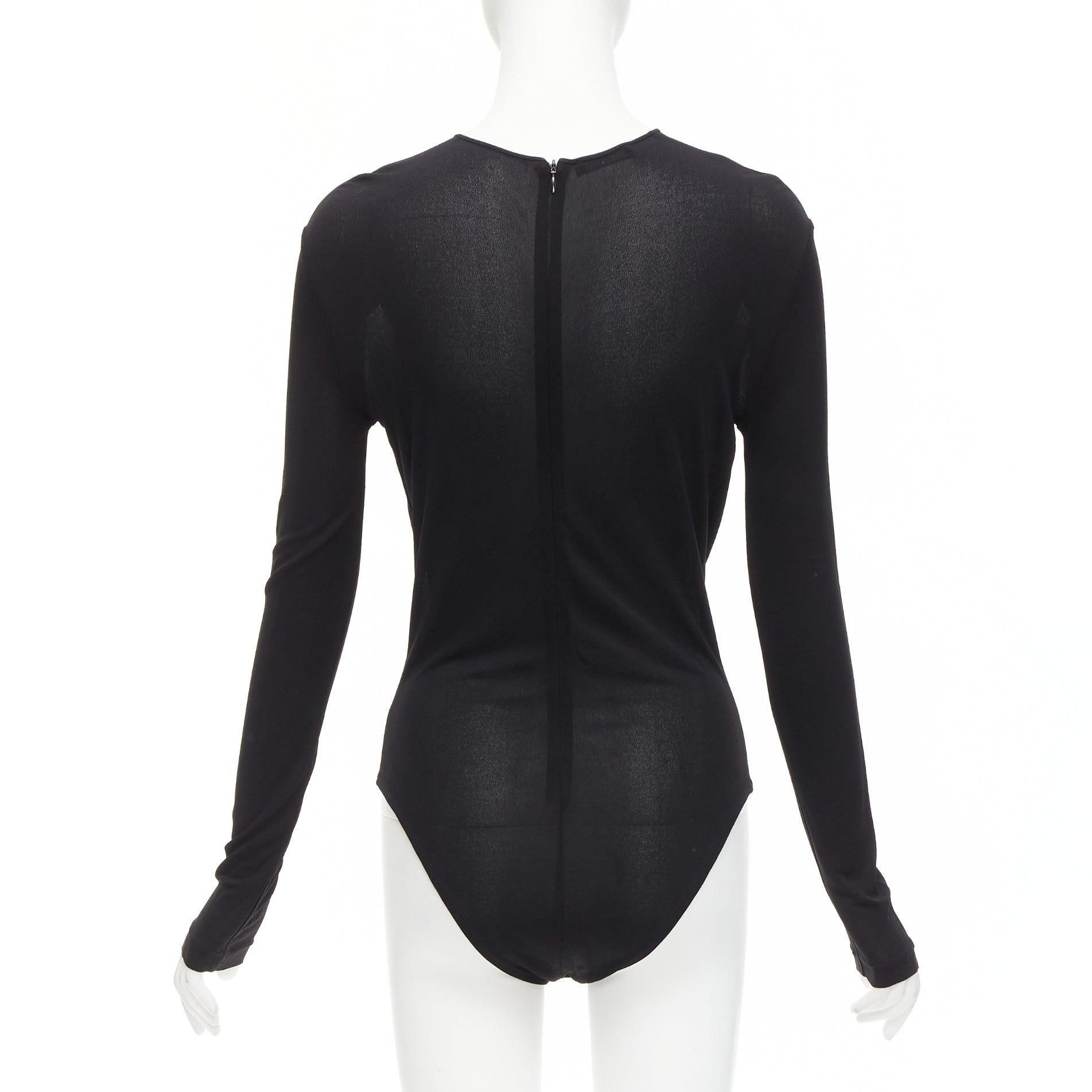 Donna GIORGIO ARMANI nero in viscosa con arricciatura in vita e girocollo a maniche lunghe IT38 XS in vendita