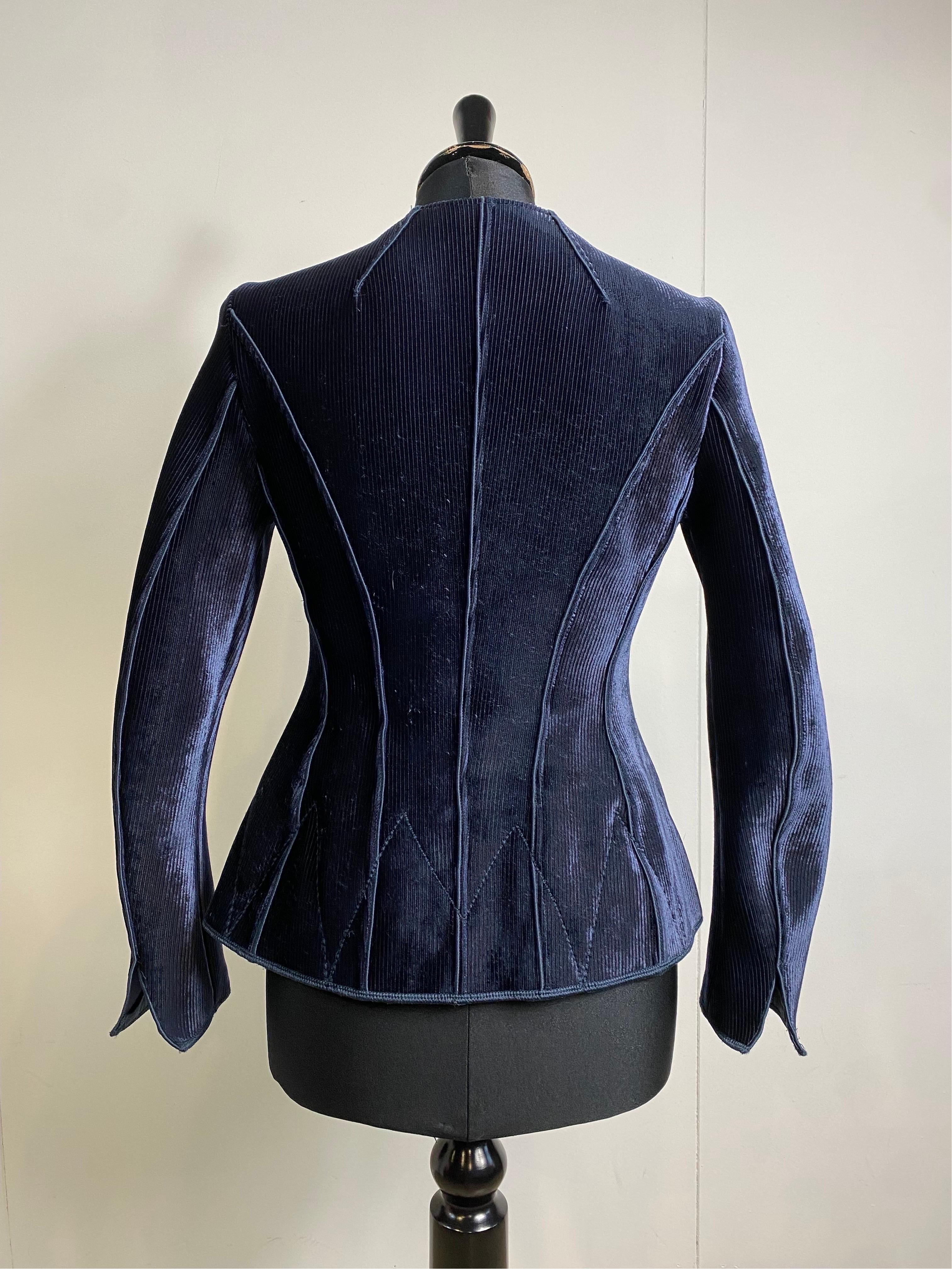 Giorgio Armani Blue Elegant Jacket For Sale 2