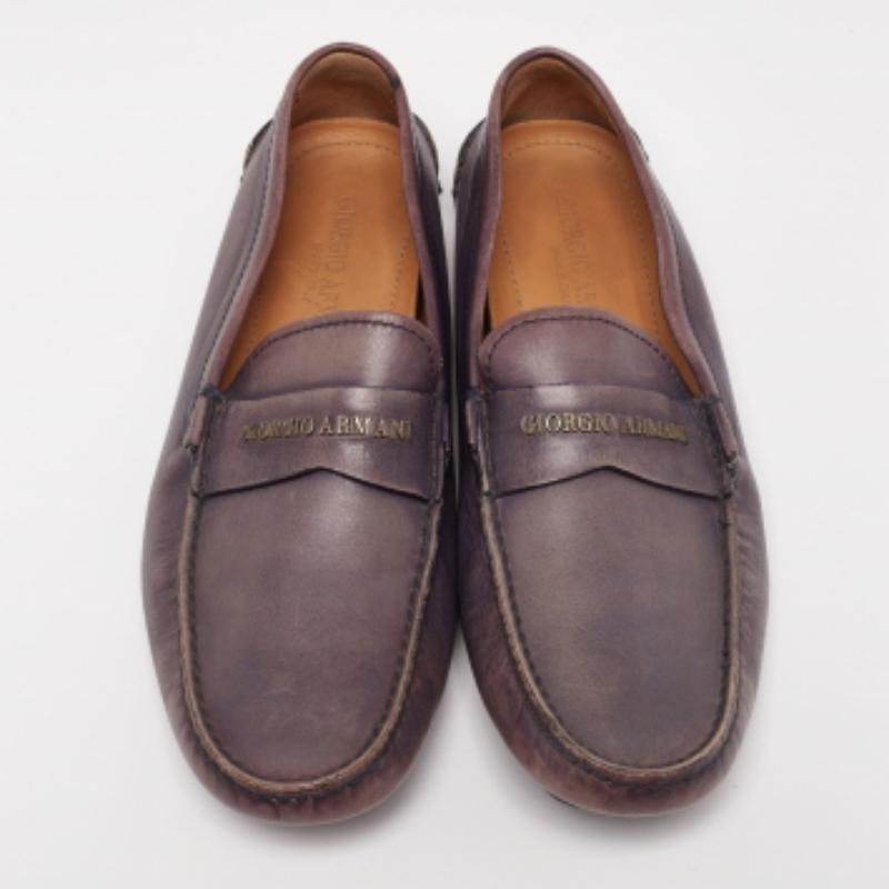 Giorgio Armani Blau Indigo Leder Logo Slip On Loafers Größe 40,5 im Angebot 2