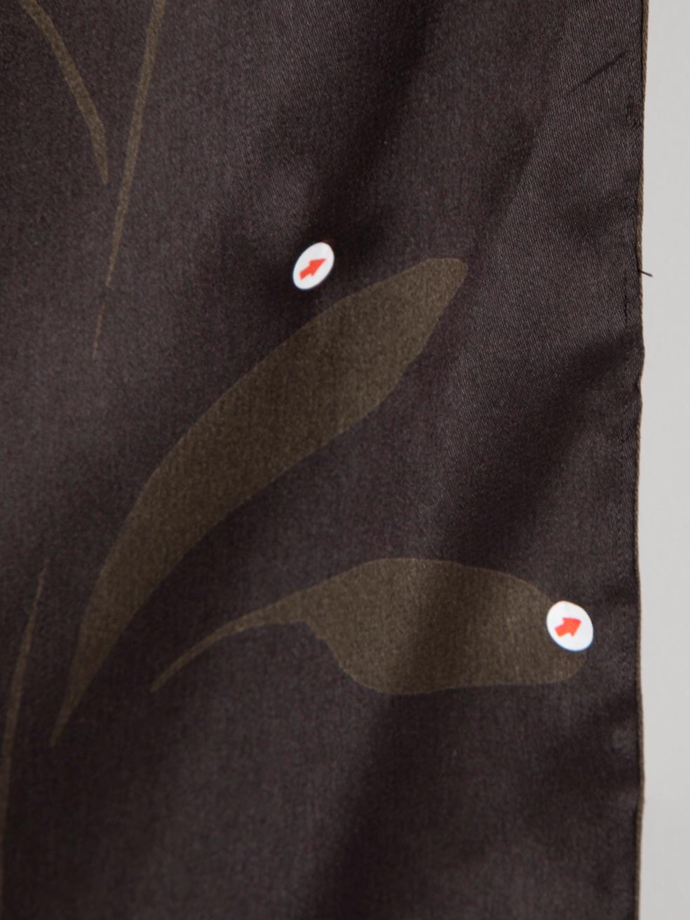 Giorgio Armani Brown Floral Print Silk Scarf For Sale 2