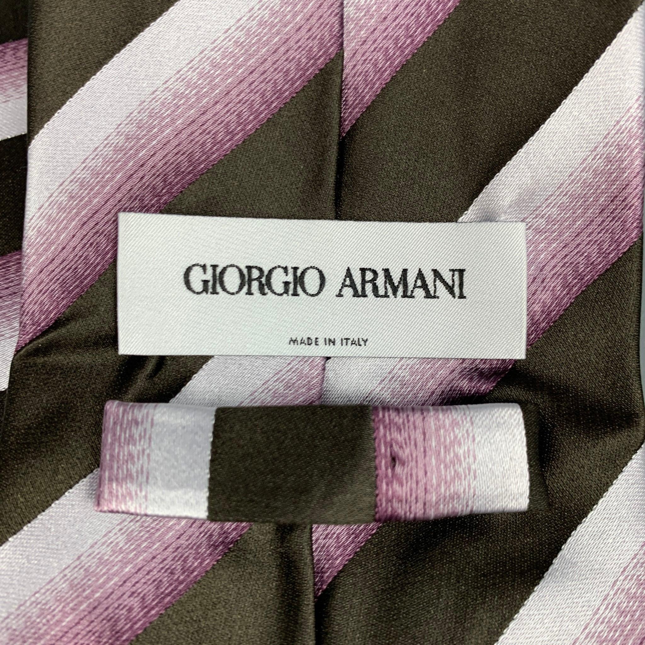 GIORGIO ARMANI - Cravate en soie à rayures diagonales marron et violettes Pour hommes en vente