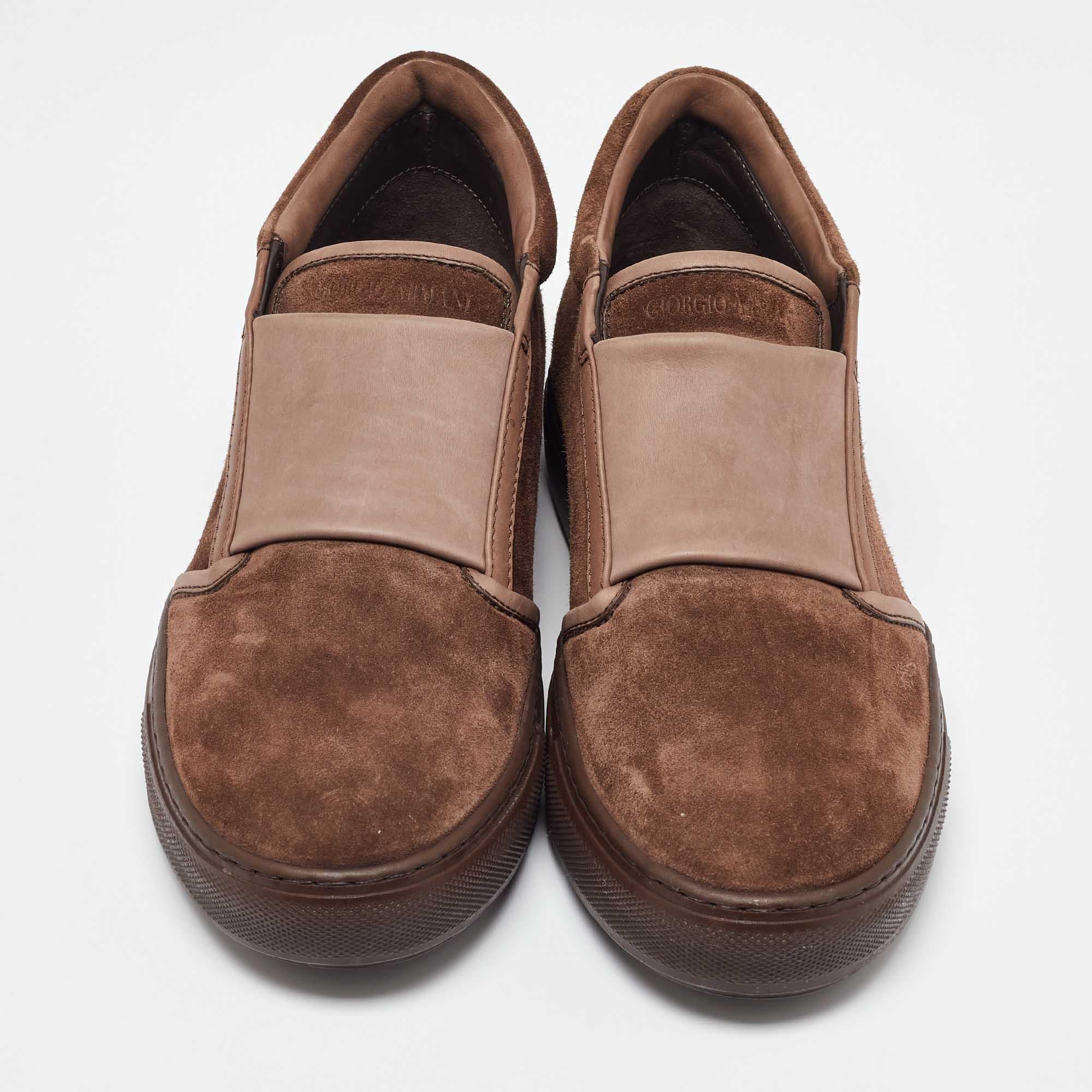 Giorgio Armani Brown Suede and Leather Slip On Sneakers Size 39 In Good Condition For Sale In Dubai, Al Qouz 2