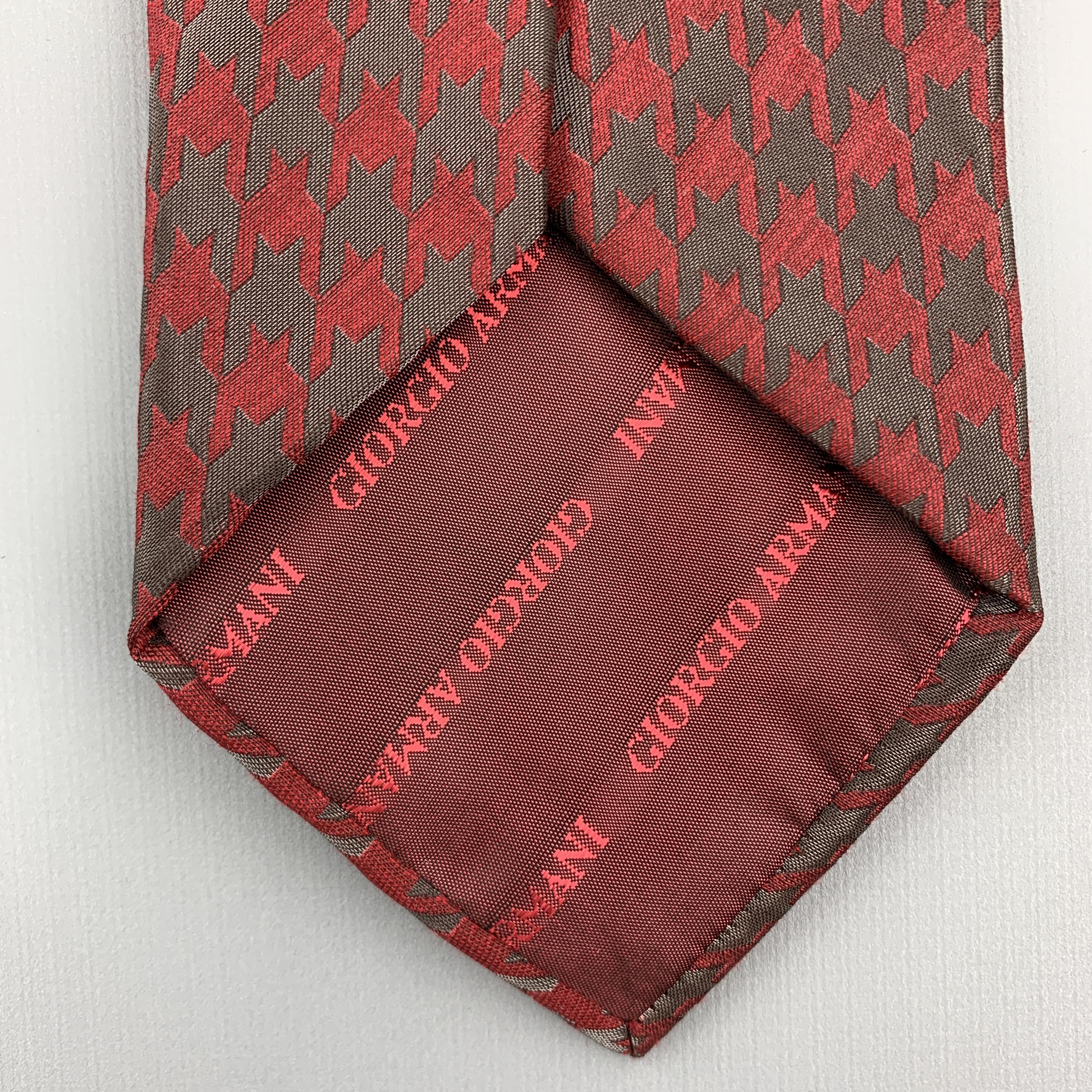 Men's GIORGIO ARMANI Burgundy & Charcoal Matte & Metallic Houndstooth Silk Blend Tie