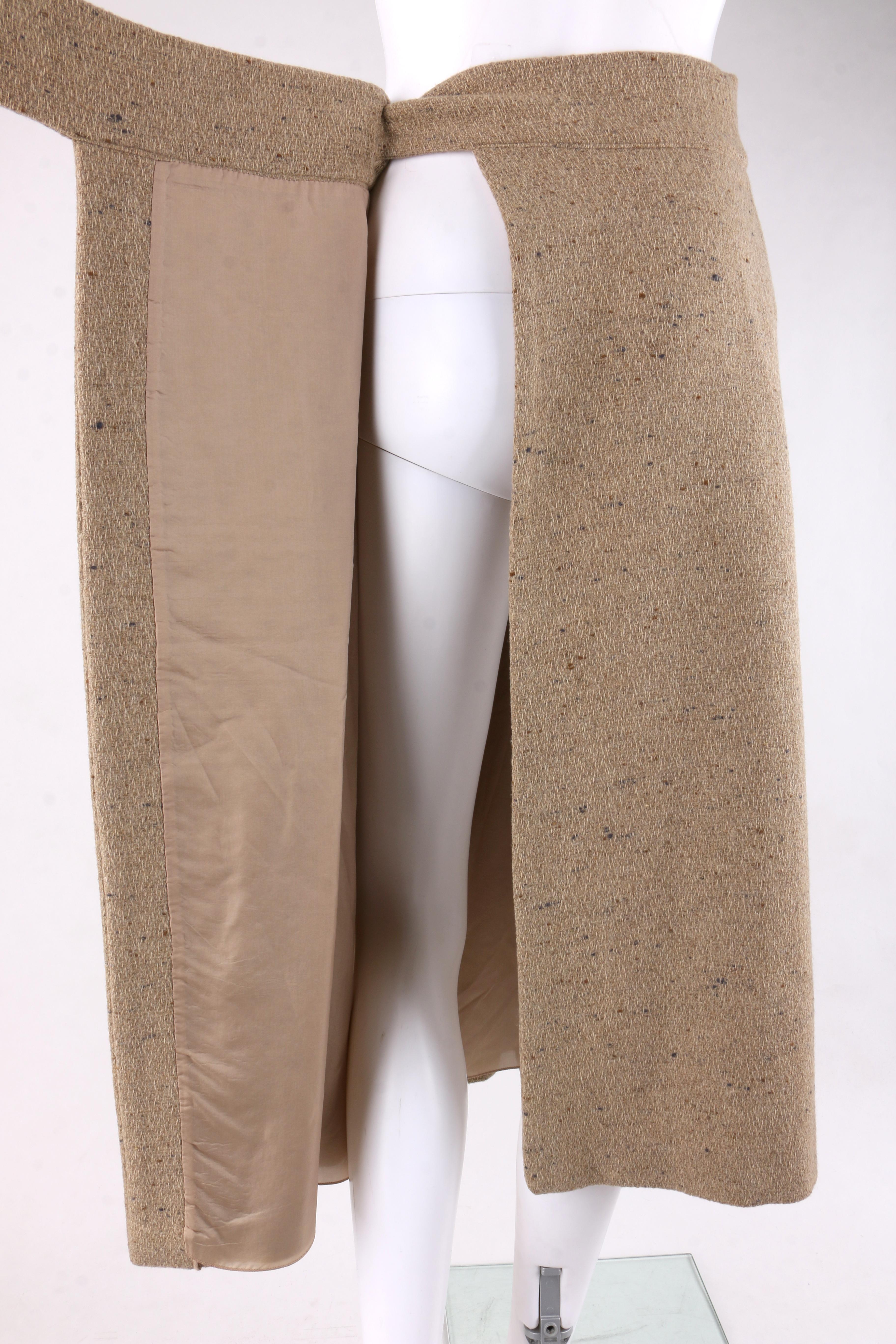 GIORGIO ARMANI Jupe trapèze plissée en tweed marron avec boucle portefeuille en laine (années 1980) en vente 1