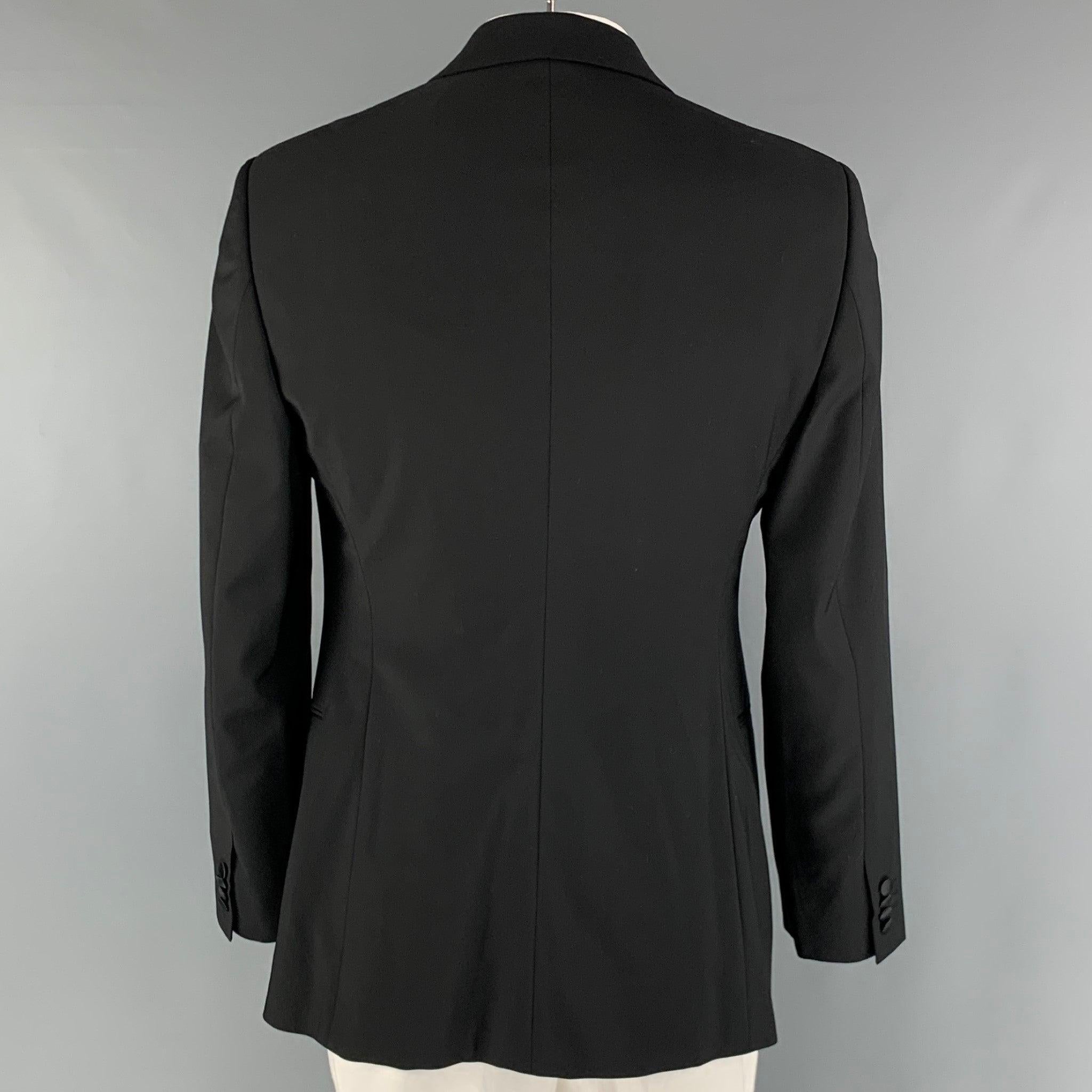 GIORGIO ARMANI Chest Size 42 Black Solid Wool Tuxedo Sport Coat In Excellent Condition For Sale In San Francisco, CA