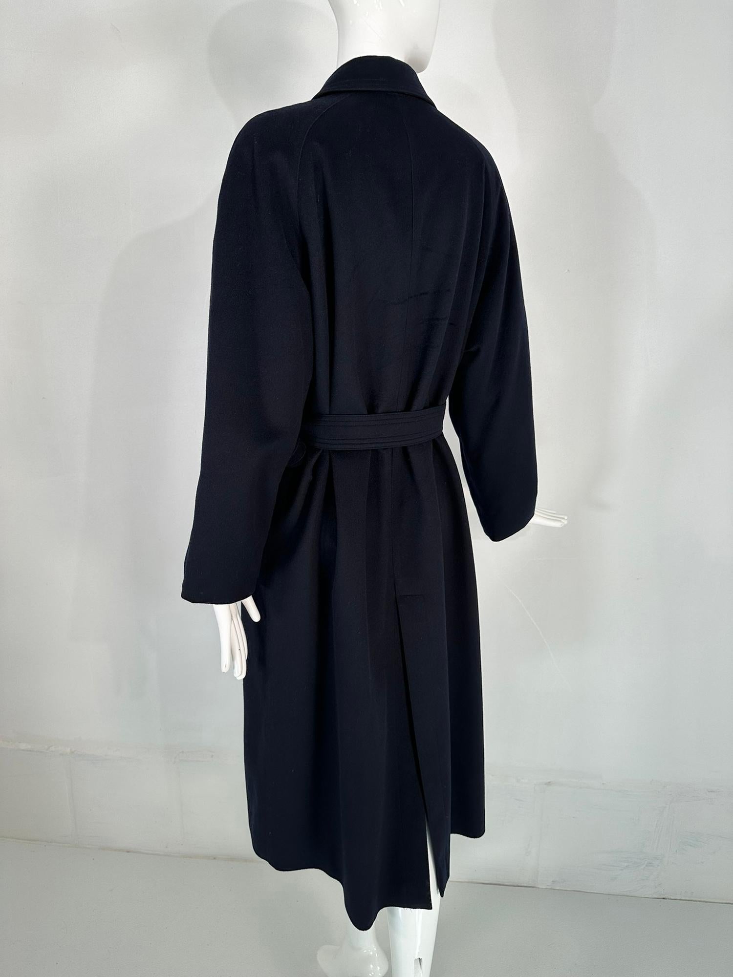 Giorgio Armani Classico Navy Blue Cashmere Raglan Sleeve Belted Over Coat  For Sale 5