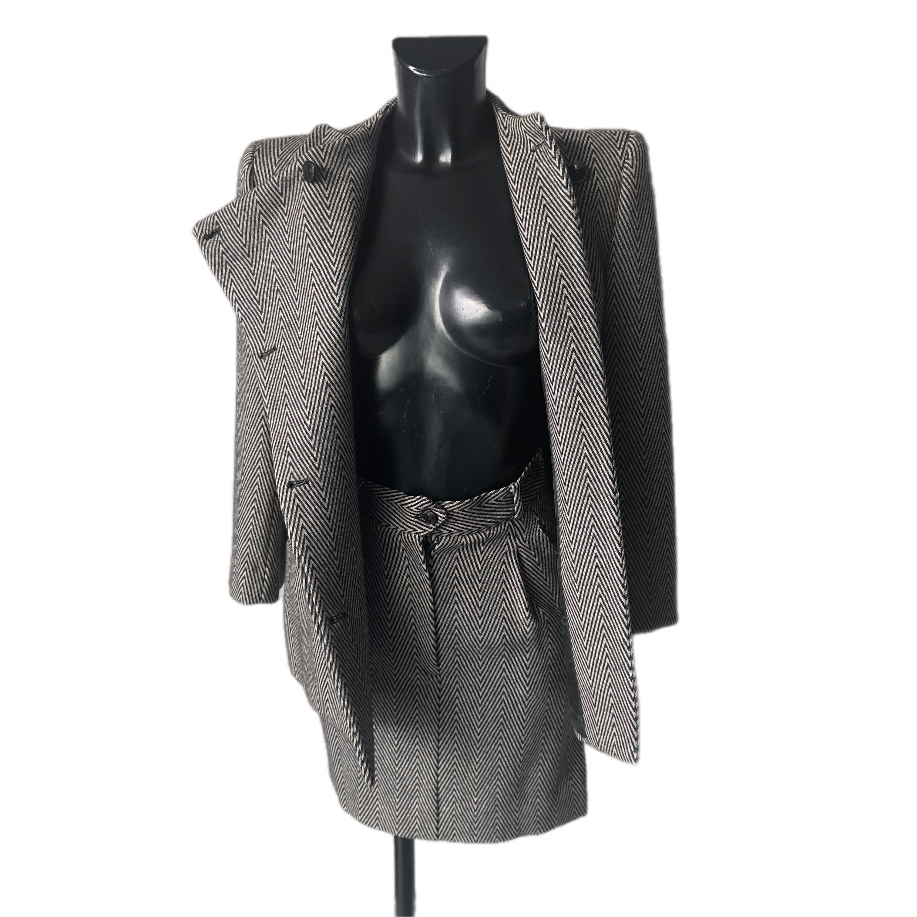 Giorgio Armani Completo Chevron in Lana – Anni ’80, Made in Italy in vendita 2