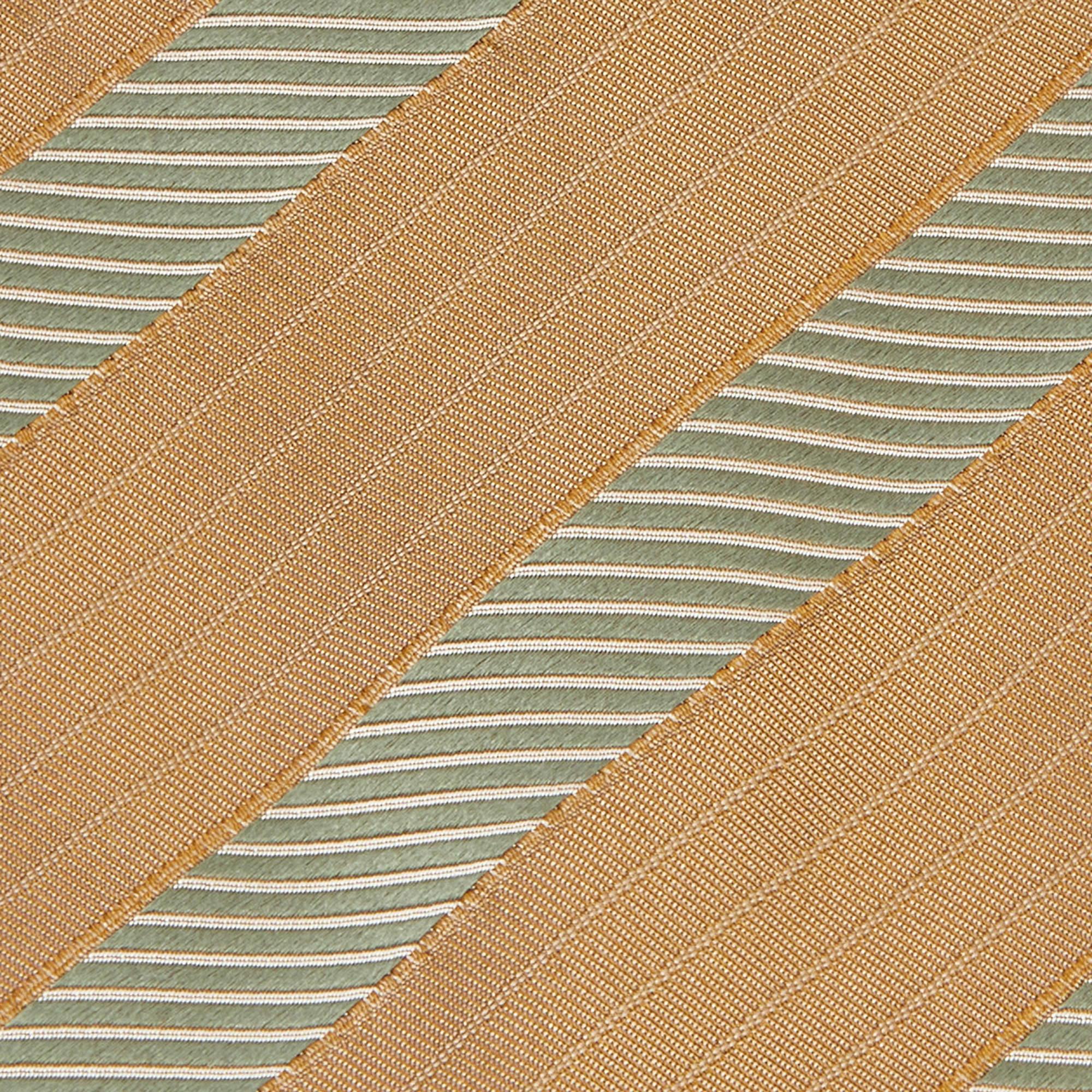This tie is a perfect formal accessory that has a sharp and modern appeal. Made from luxurious materials  it features intricate patterns  and the brand label neatly stitched at the back. It is sure to add oodles of style to your blazers.