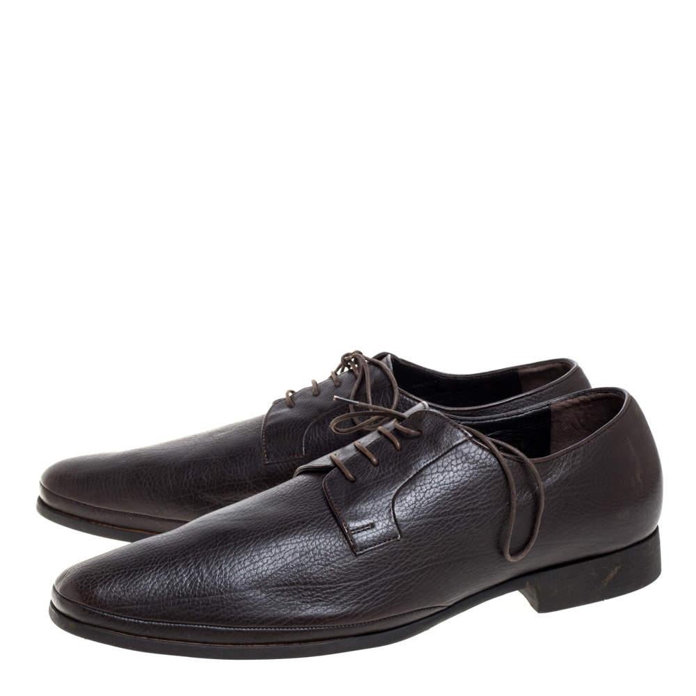 Giorgio Armani Dark Brown Leather Classic Oxfords Size 44 In Good Condition In Dubai, Al Qouz 2